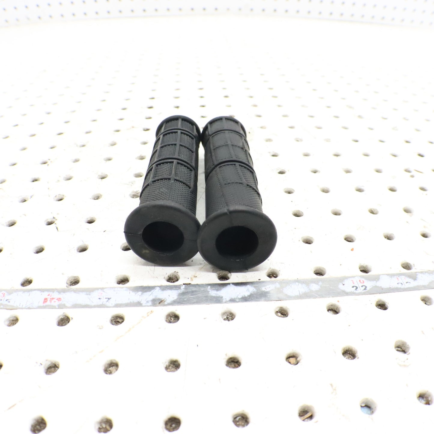 2014 Polaris Sportsman 570 Handlebar Grips 5413578-070