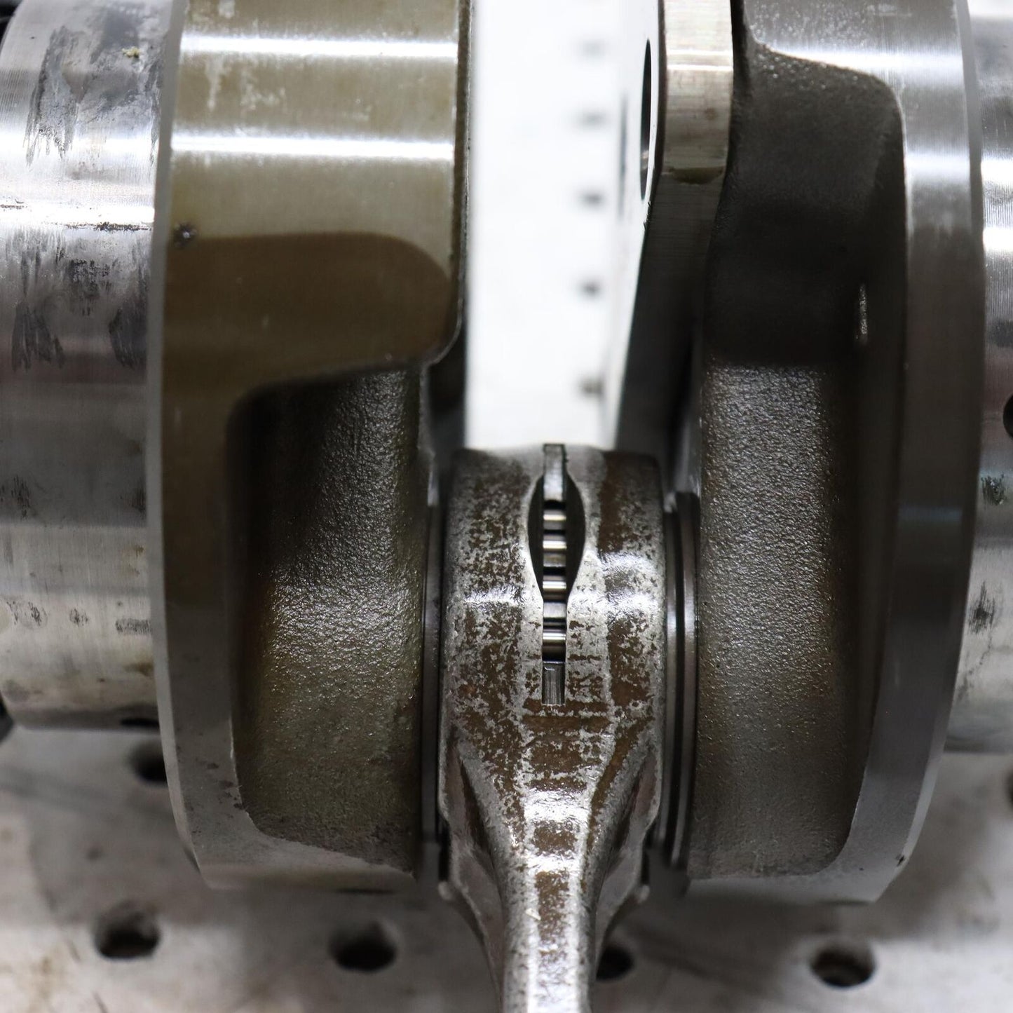 2009 ARCTIC CAT F5 ENGINE MOTOR CRANKSHAFT CRANK SHAFT 3007-613