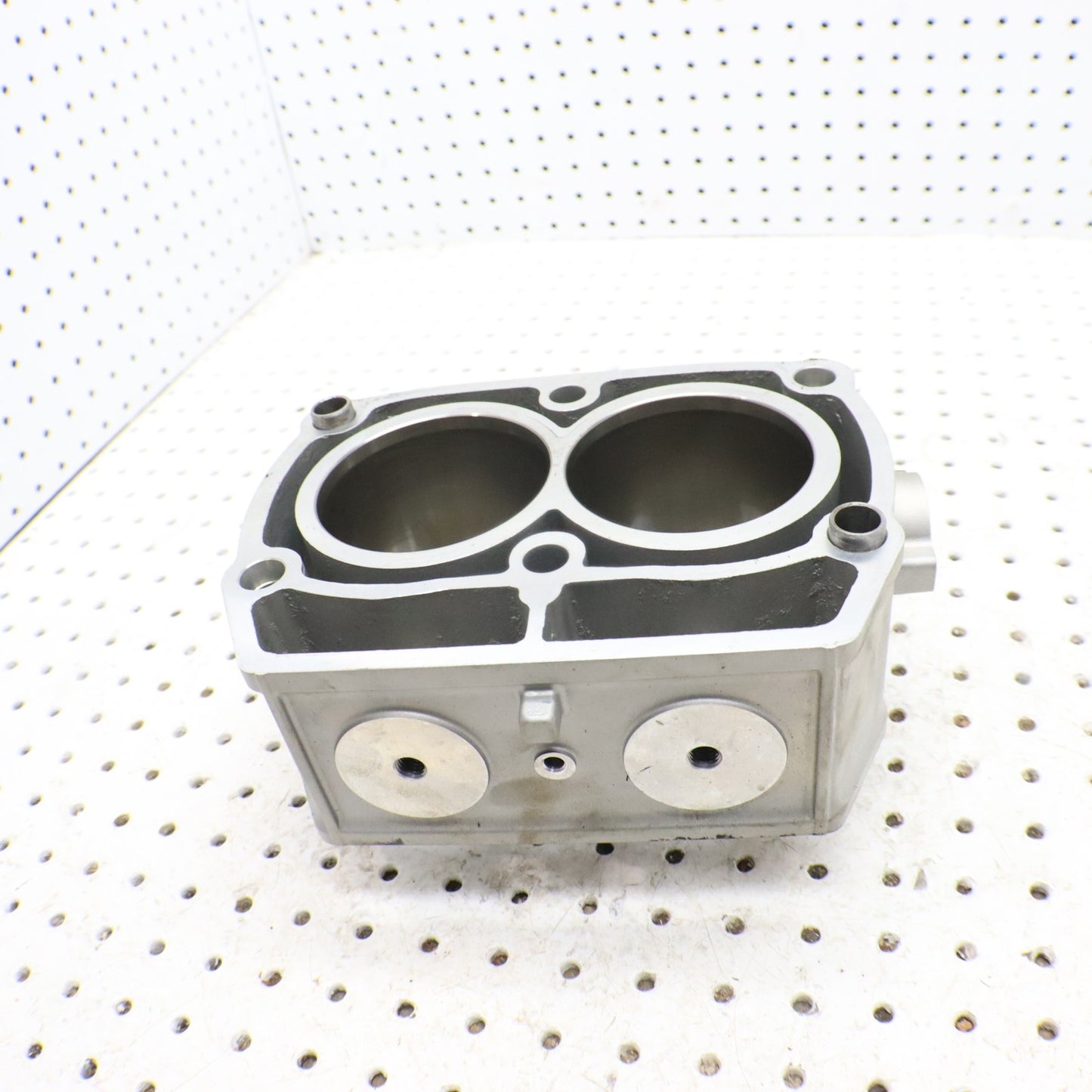 2009 Polaris Rzr 800 Cylinder Jug 2203911