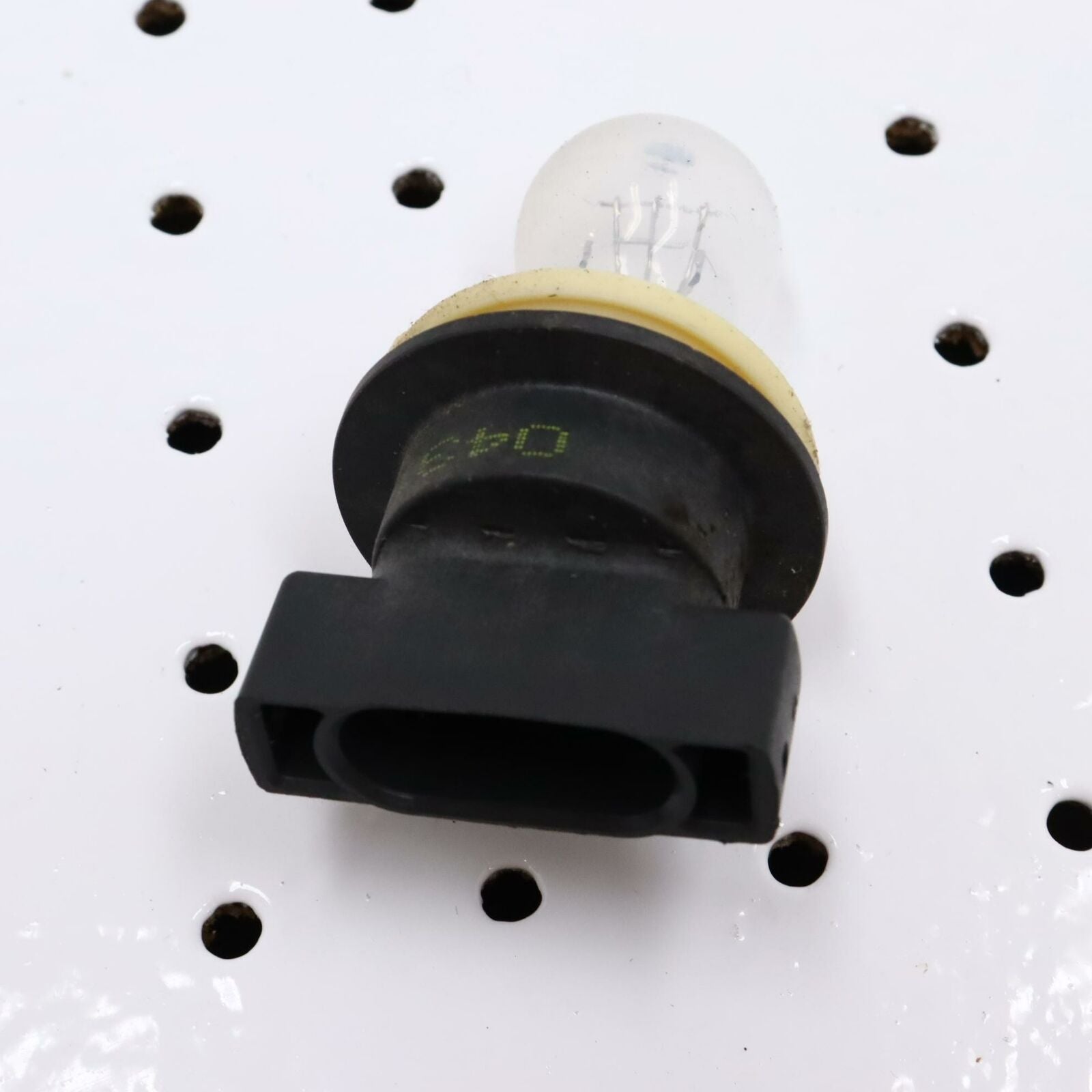 2007 POLARIS IQ 600 LIGHT BULB 4010764