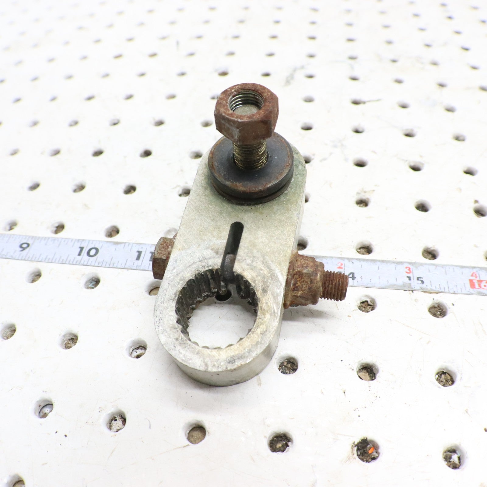 2007 Polaris Iq 600 Rear Arm 1541967; 3514331; 5134046