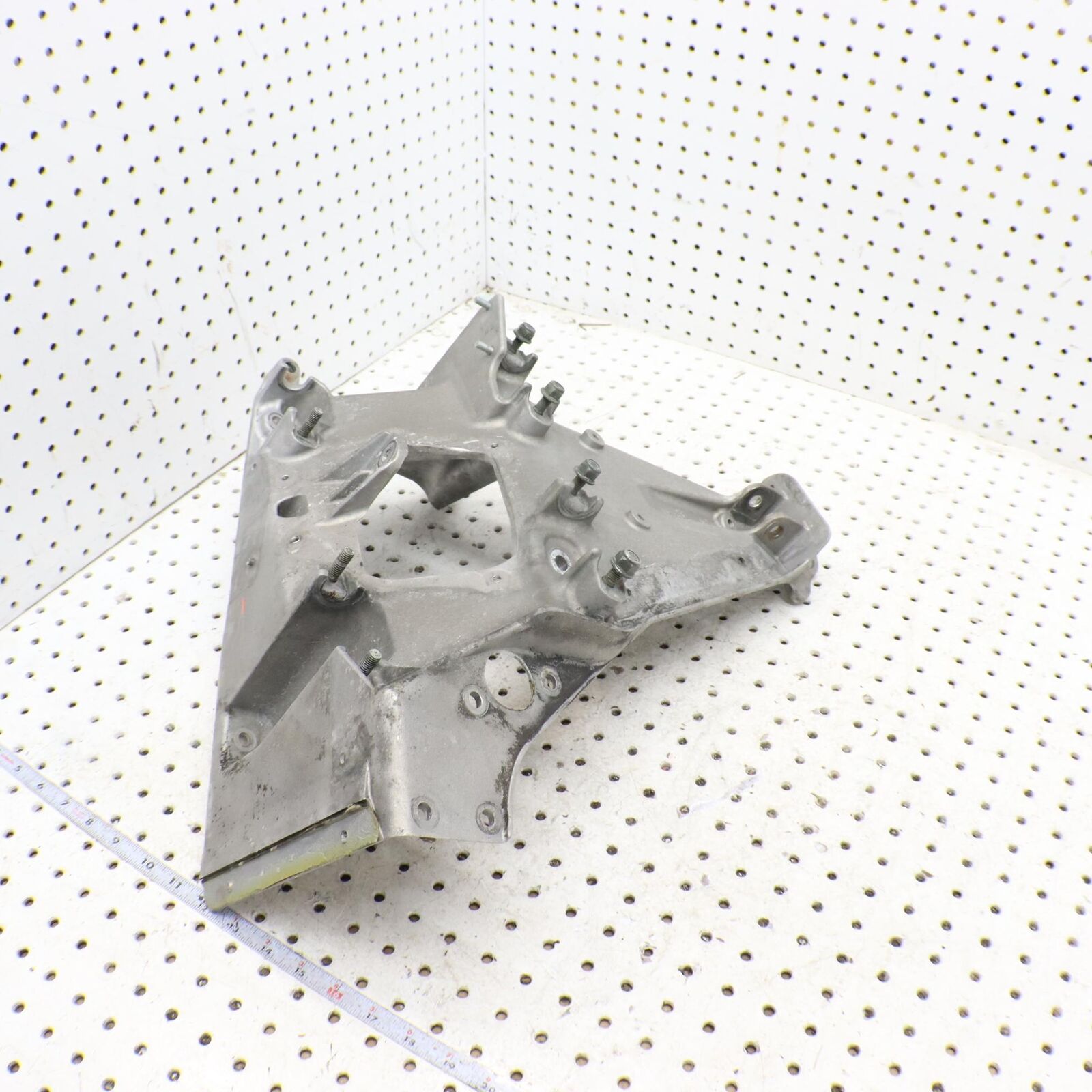 POLARIS PRO RMK 800 FRONT BULKHEAD CHASSIS FRAME SUPPORT 1018519