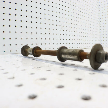 2007 POLARIS IQ 600 REAR SUSPENSION SHAFT  5133365  ; 7518339