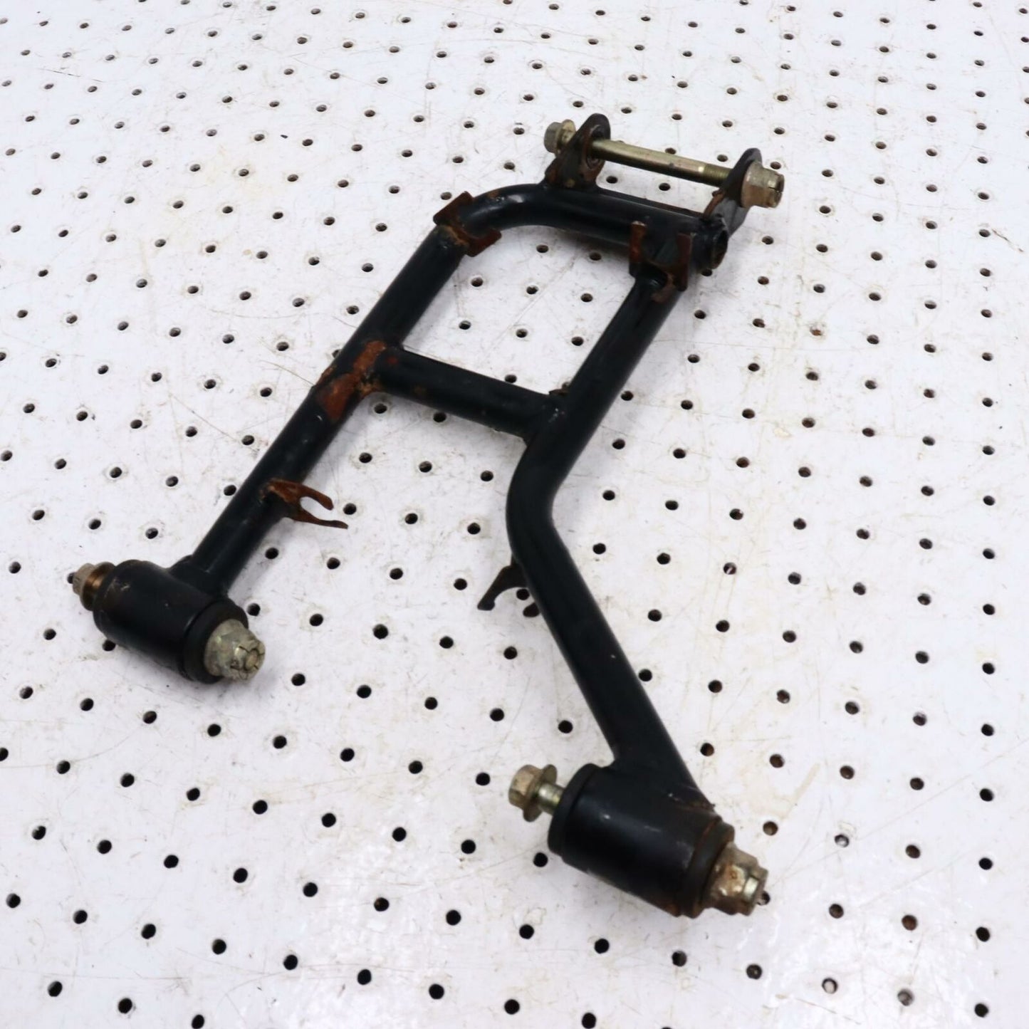 2004 ARCTIC CAT 650 REAR BACK UPPER RIGHT CONTROL A ARM 0504-318