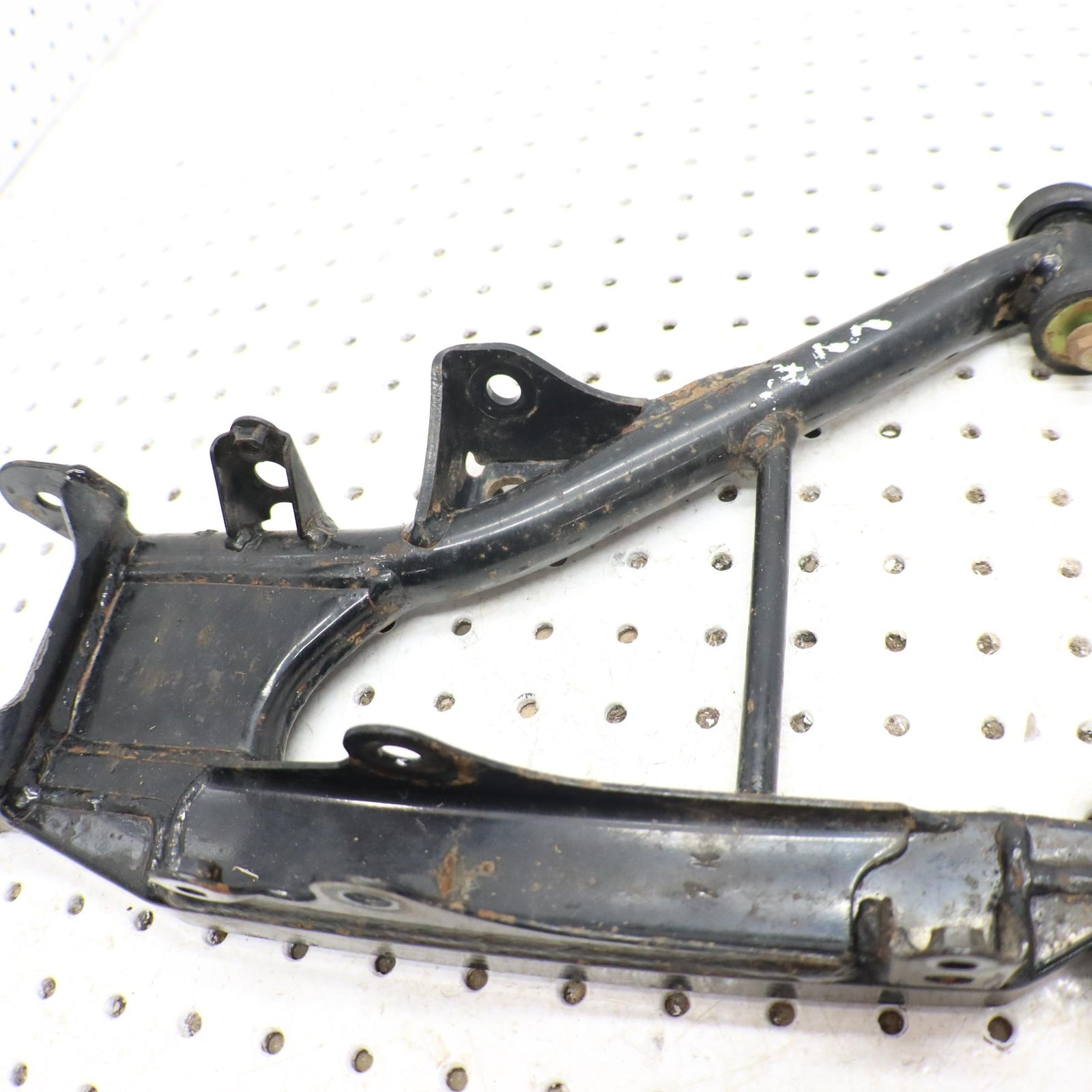 2016 SUZUKI KING QUAD 500 LOWER LEFT REAR CONTROL A ARM  61520-31821