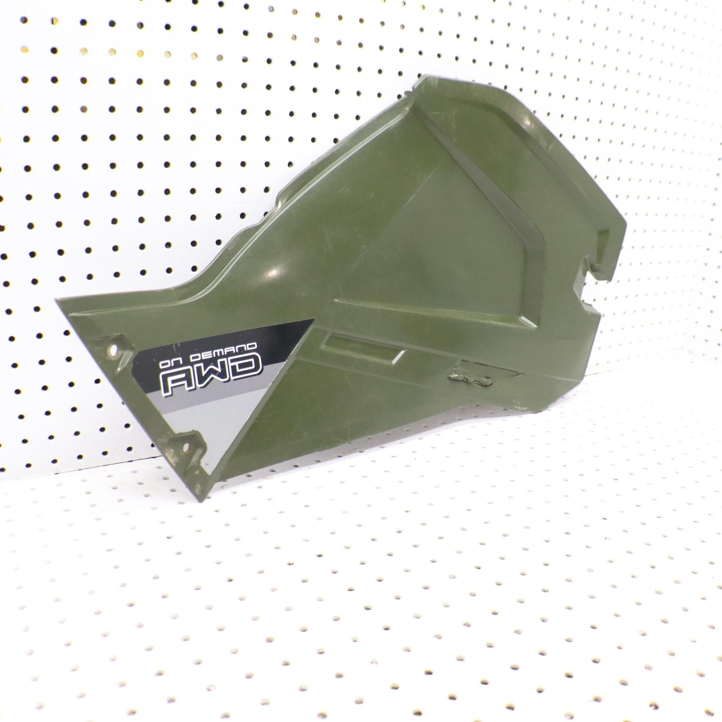 2014 Polaris Sportsman 570 Side Panel Cover Right 2636441-498 SMALL MELT SPOT