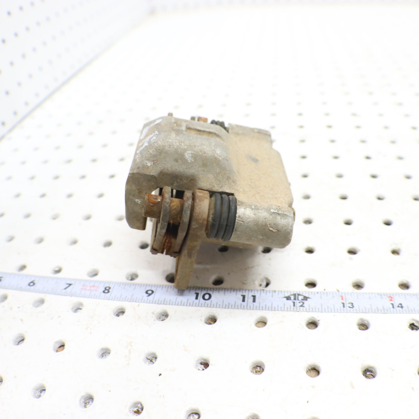 2013 Polaris Ranger Xp 900 Brake Caliper Rear LEFT 1911373
