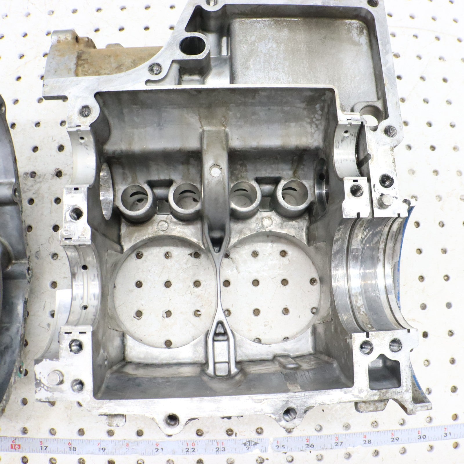2009 Polaris Rzr 800 Crankcase Engine Case 2203301
