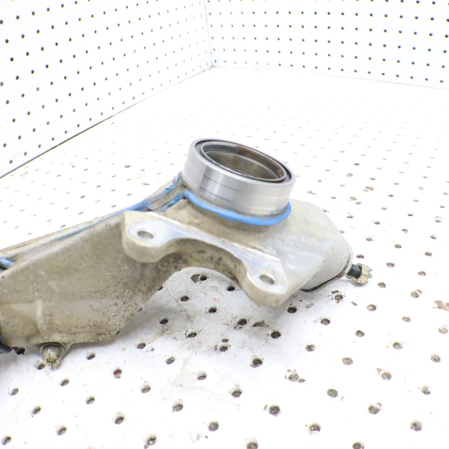 1998 Polaris Xplorer 400l Front Hub Strut RIGHT 2200976