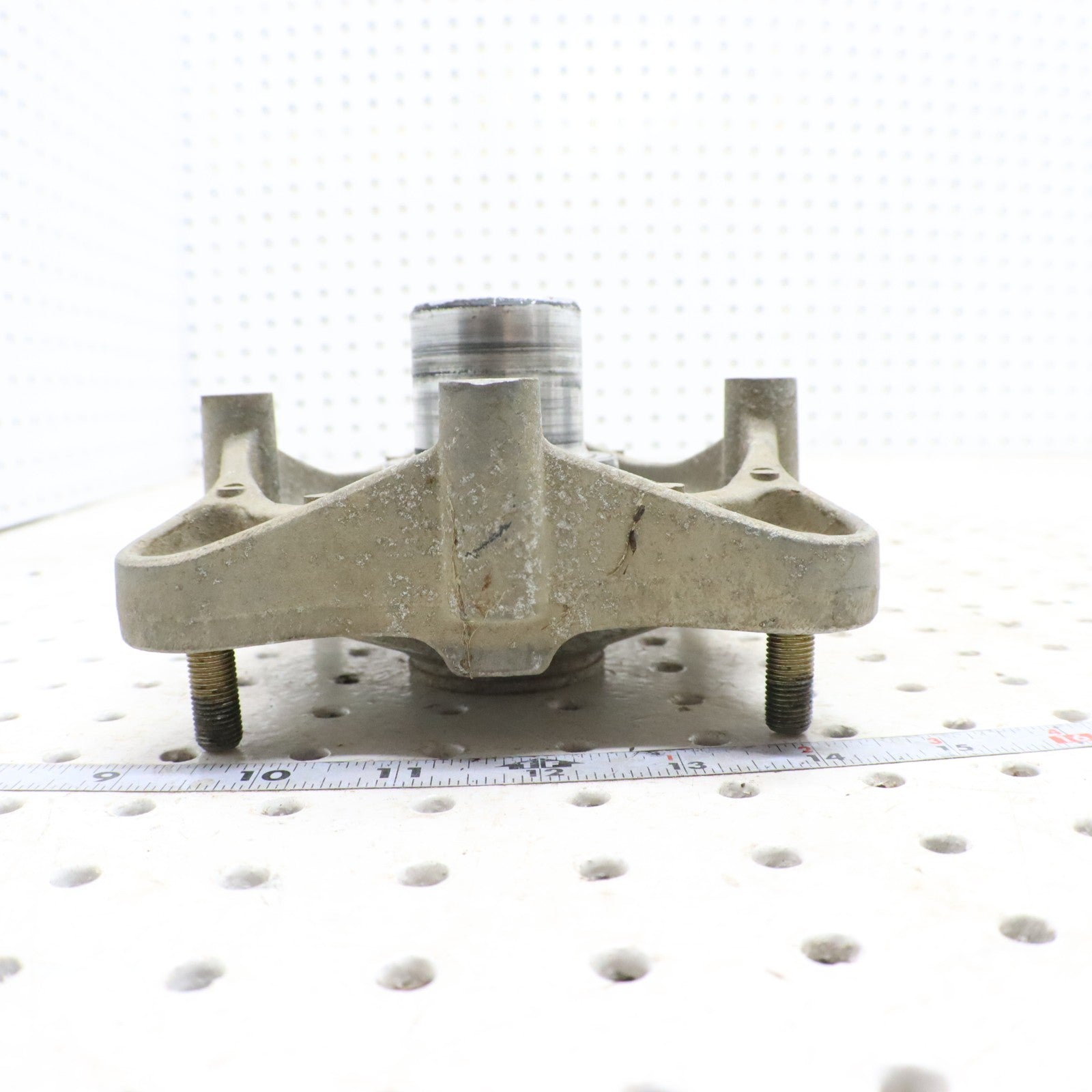 2008 Polaris Sportsman 800 Wheel Hub 5135113; 5143629 REAR 