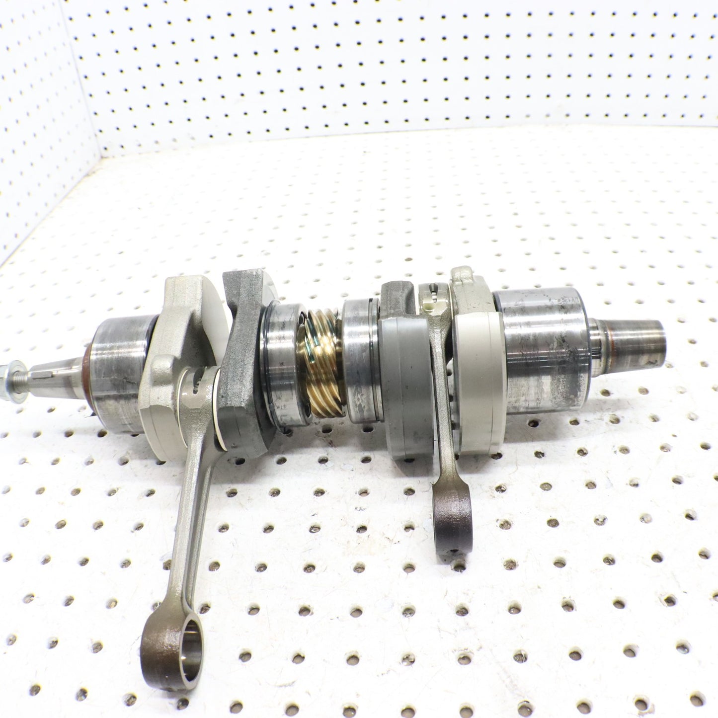 2016 Polaris Rush 800 Crankshaft Crank Shaft 2205648; 2207761 GOOD