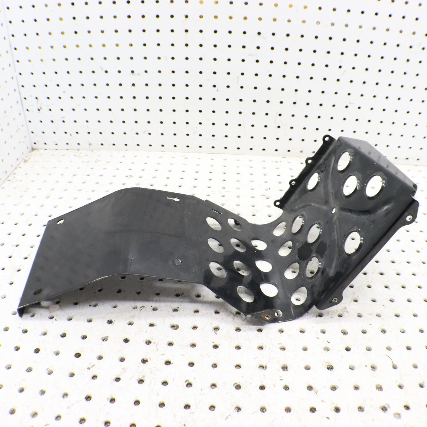 2005 ARCTIC CAT SABERCAT 600 LEFT FOOT HOLDER REST STAY FOOTREST WELL 2706-551