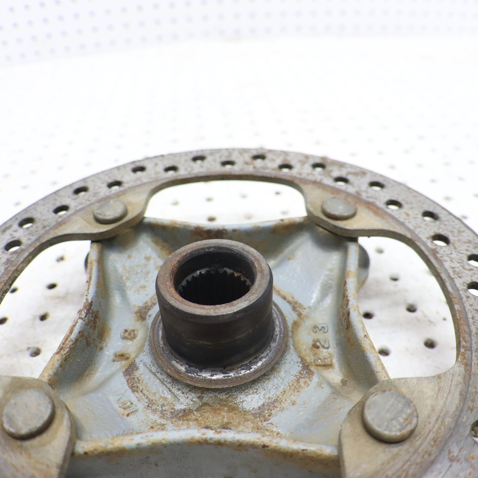 2009 Polaris Sportsman Xp 850 Wheel Hub REAR 5136295; 5136946 