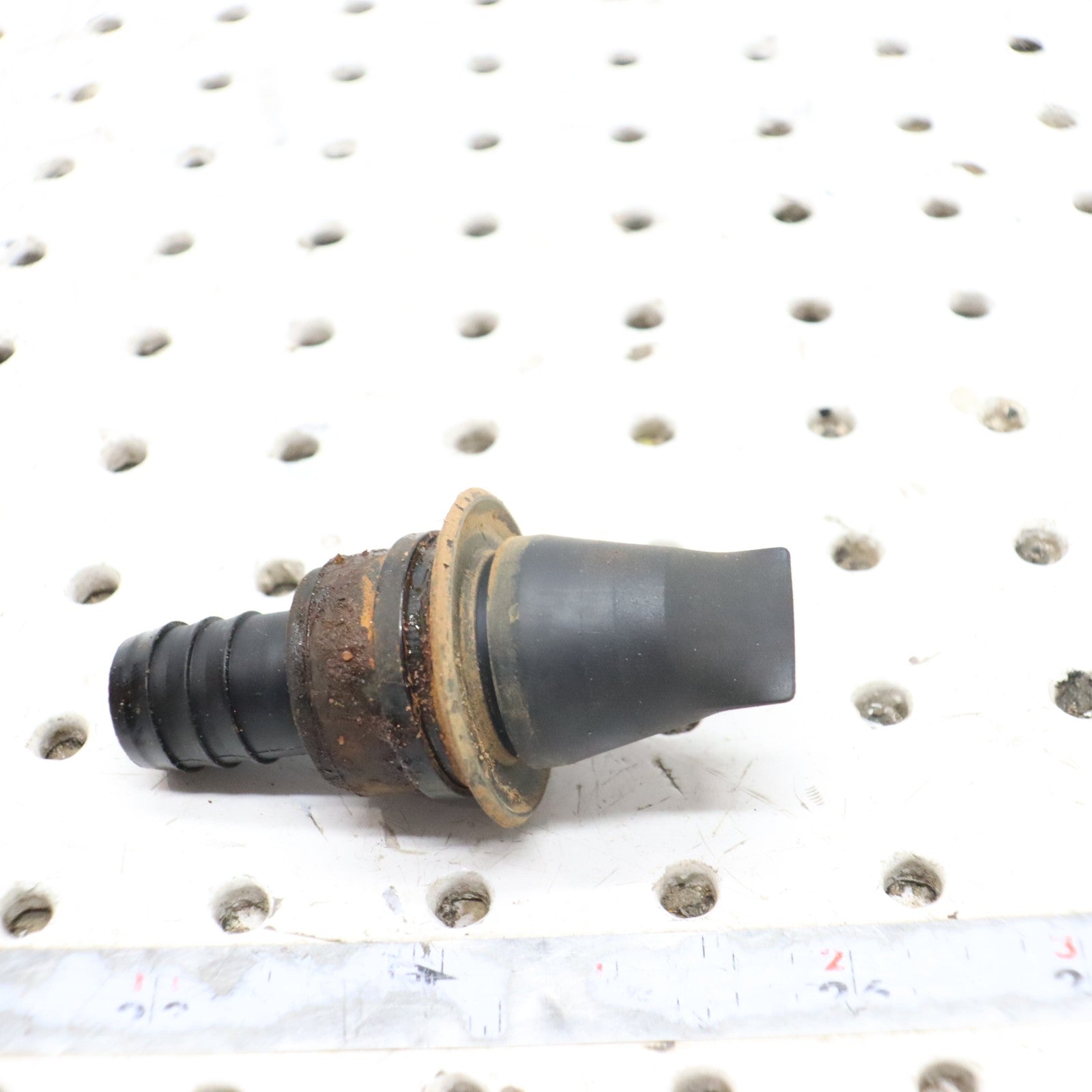 2020 Polaris Sportsman 570 VALVE BREATHER WITH .53 IN BARB 7052577