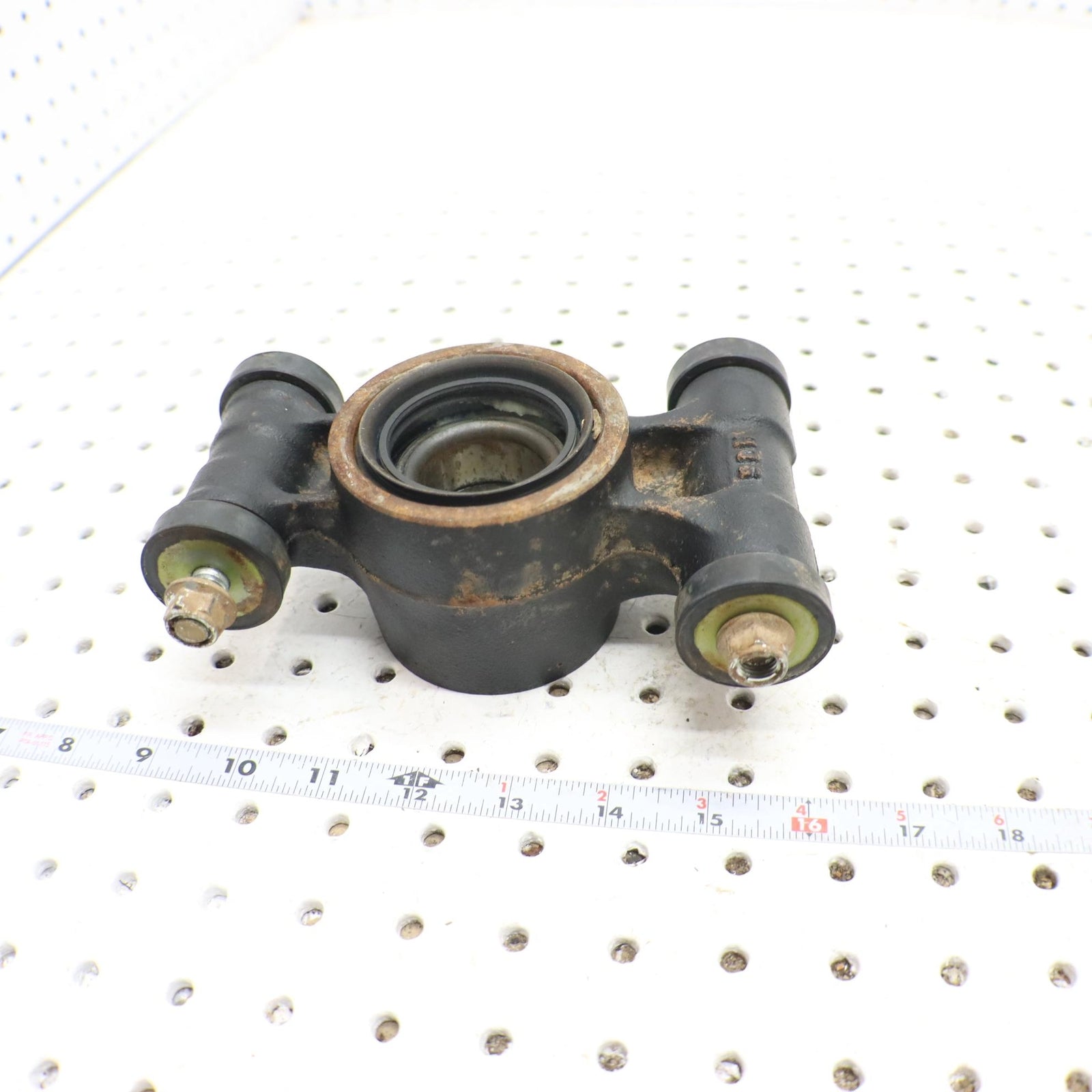 2016 SUZUKI KING QUAD 500 BEARING CARRIER KNUCKLE REAR 61600-11820