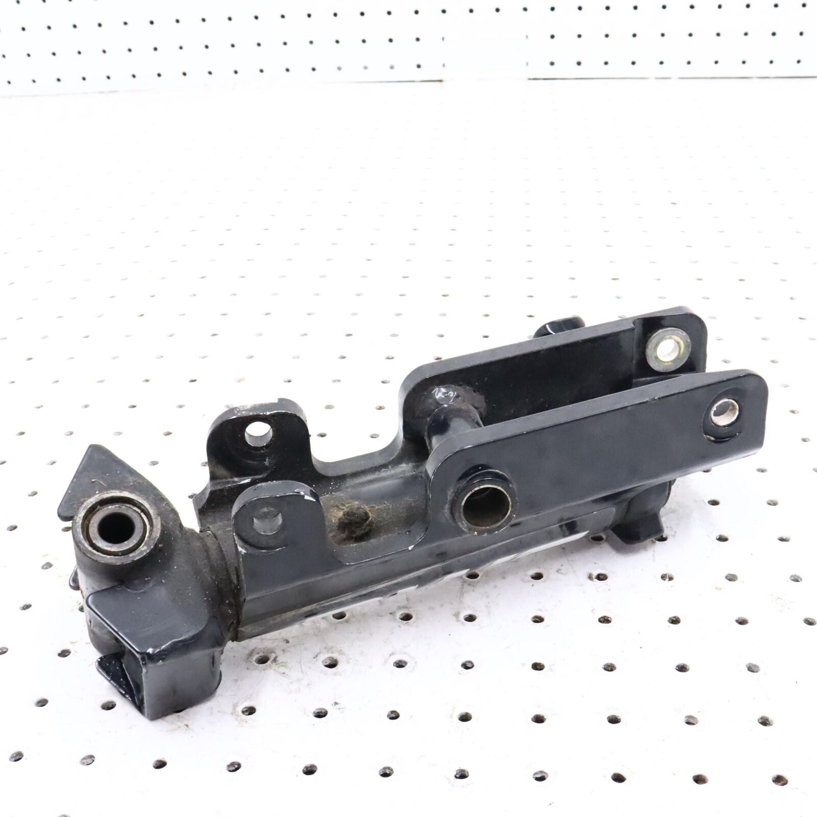 2005 ARCTIC CAT SABERCAT 600 LEFT FRONT STEERING ARM SPINDLE KNUCKLE 1703-433