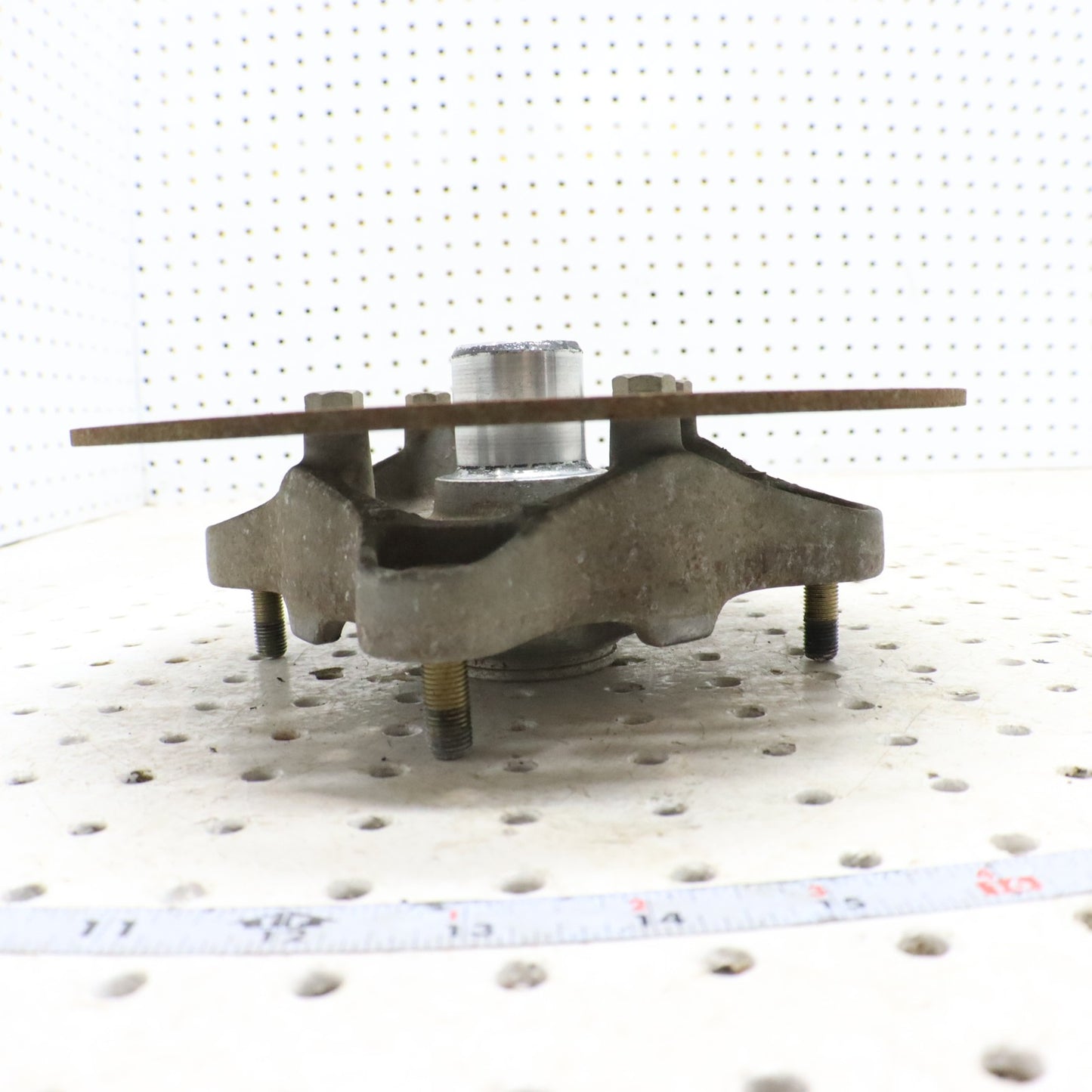 2008 Polaris Sportsman 800 Wheel Hub 5134310; 5143612 FRONT