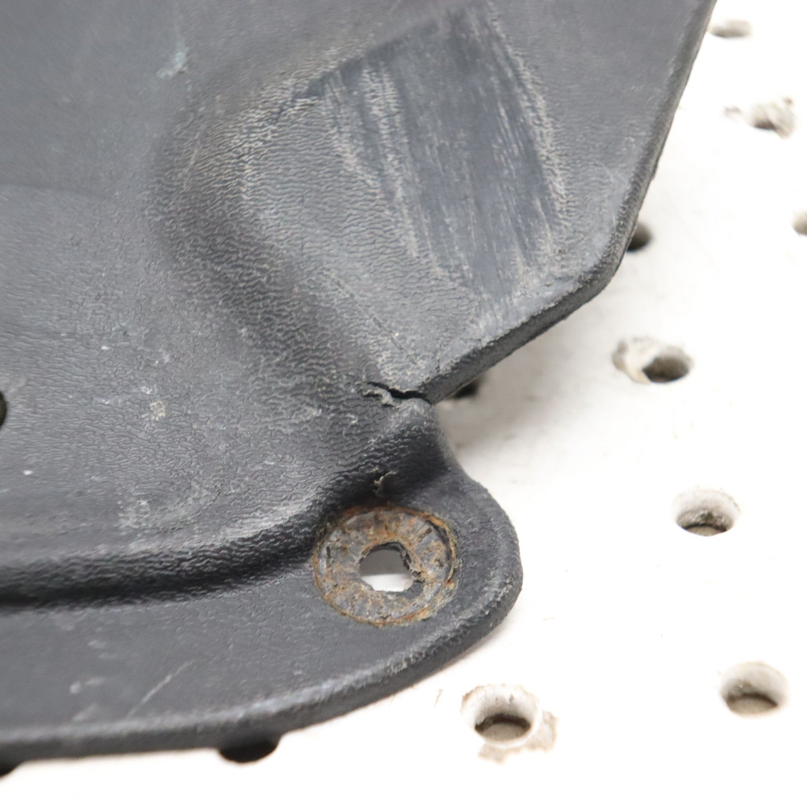 2016 Arctic Cat M8000 Bellypan FRONT CENTER SKID PLATE 6606-614