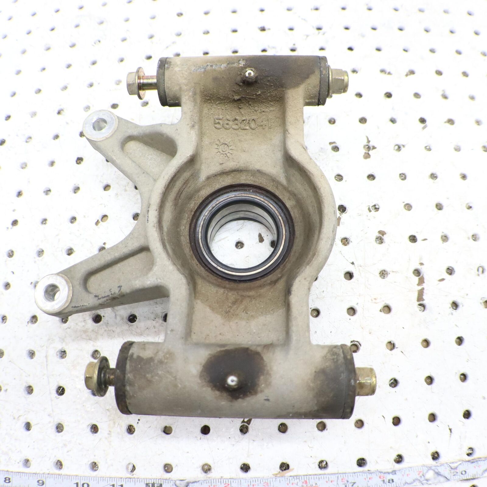 2009 POLARIS SPORTSMAN XP 850 BEARING CARRIER KNUCKLE REAR LEFT 5136105