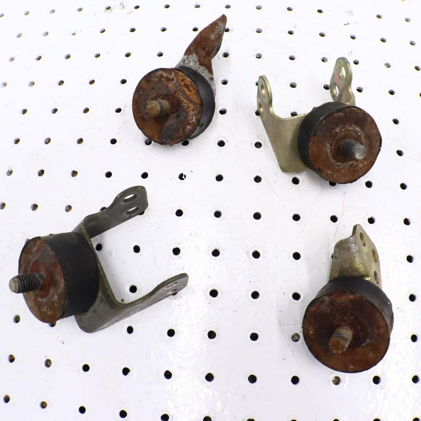 2013 POLARIS SPORTSMAN 550 ENGINE MOTOR MOUNTS 3022154; 3024013; 5253340