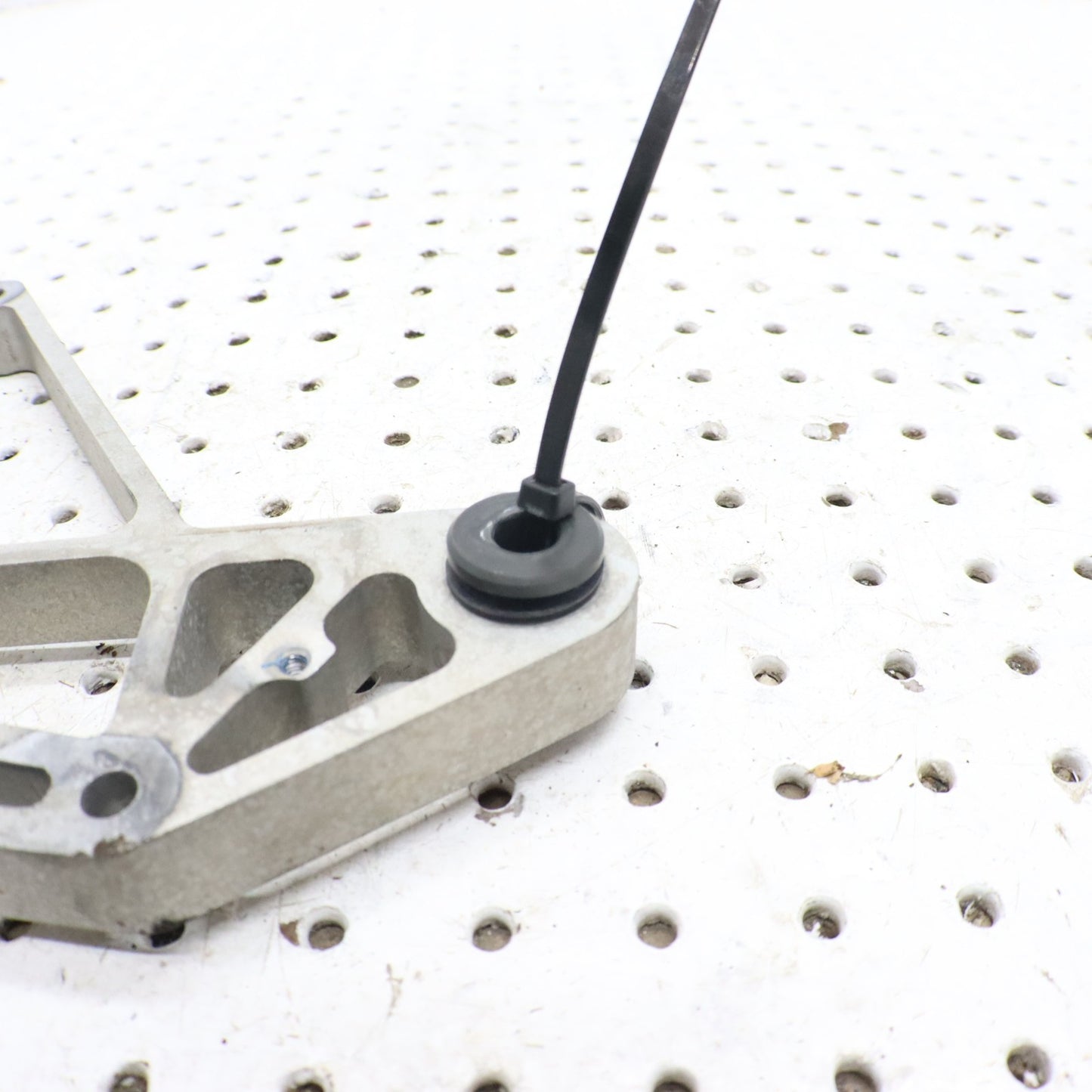 2016 Polaris Rush 800 Side Crank Right Suspension Arm Bracket 5138644 ; 5140959