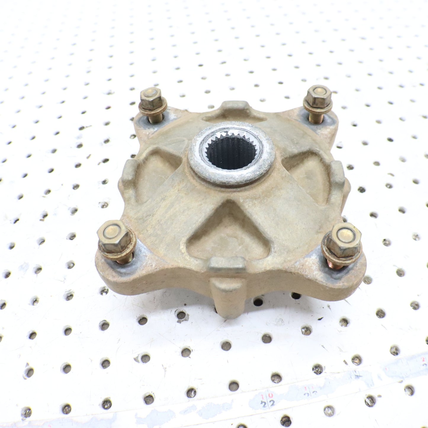 2017 Polaris Sportsman 570 Wheel Hub REAR 5135113; 5143629