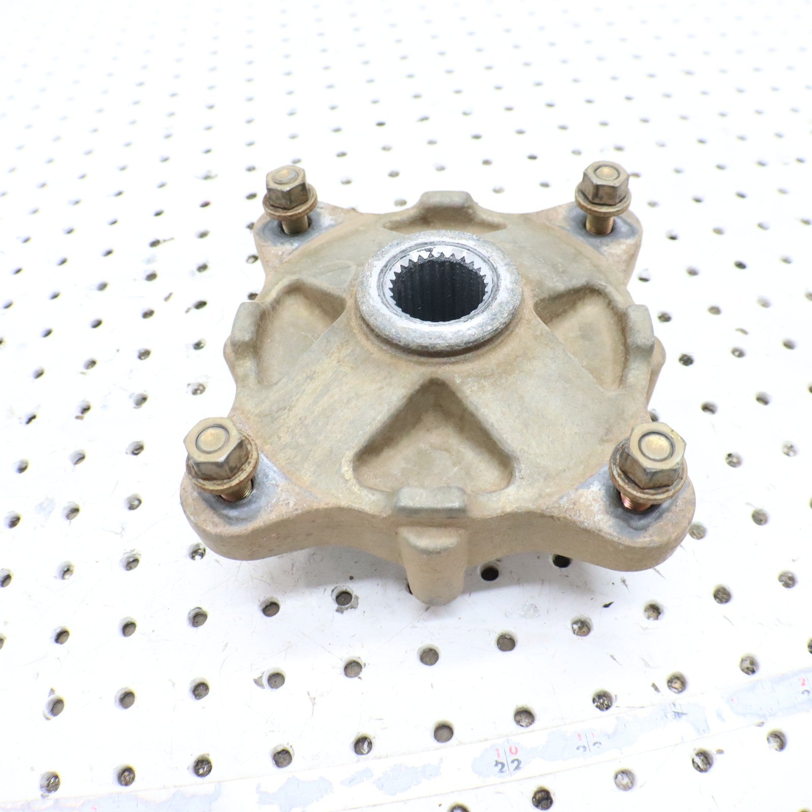 2017 Polaris Sportsman 570 Wheel Hub REAR 5135113; 5143629