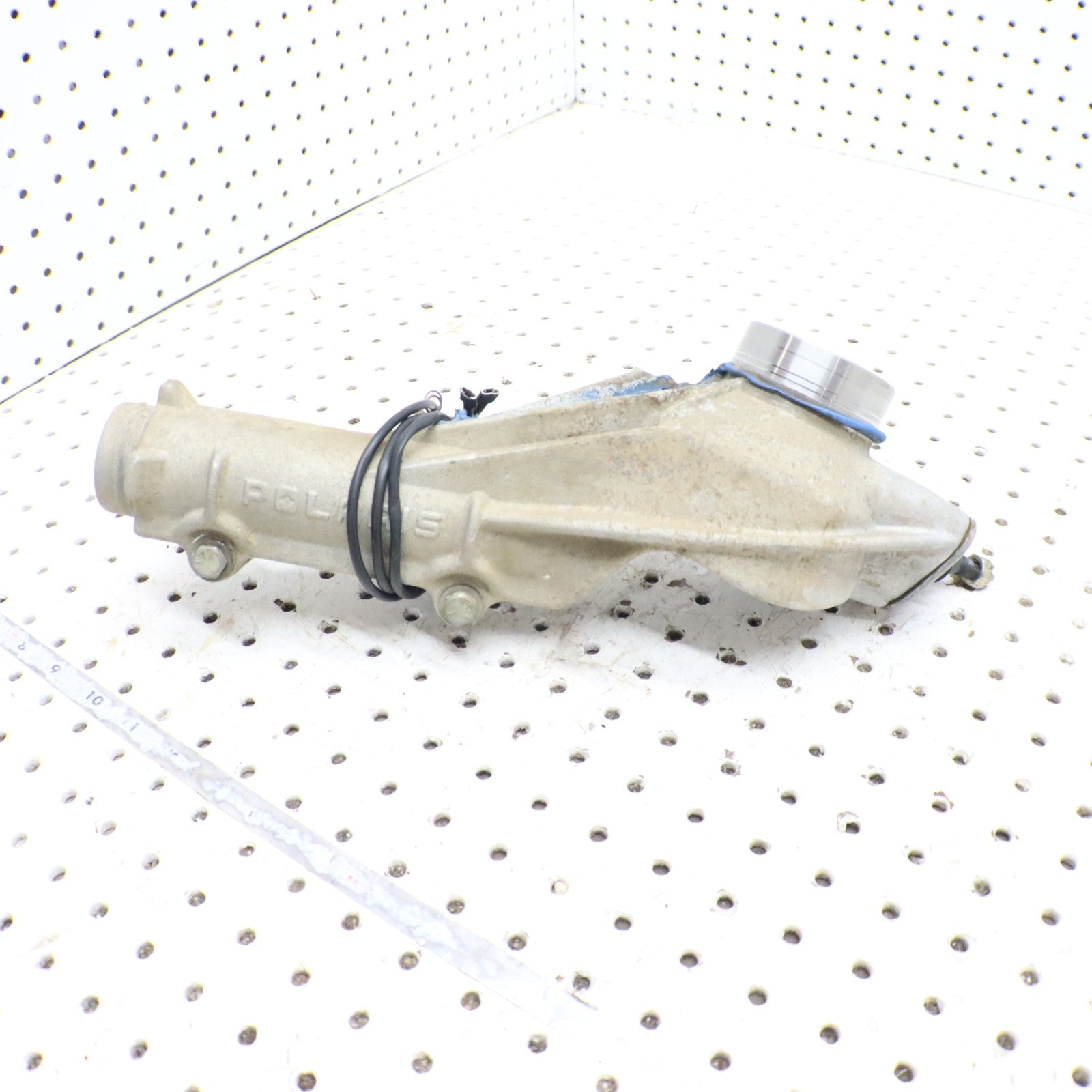 1998 Polaris Xplorer 400l Front Hub Strut LEFT 2200975
