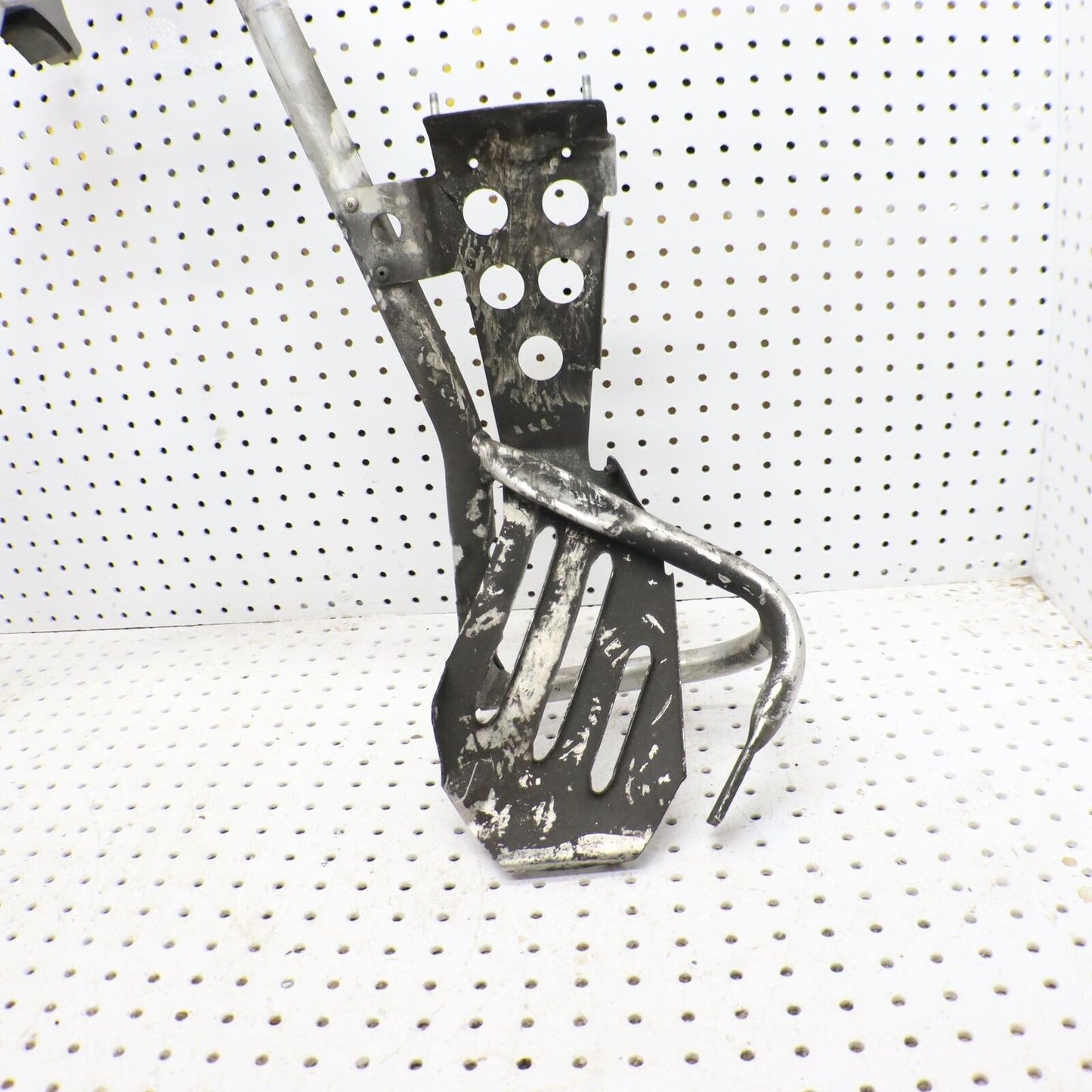 2014 POLARIS PRO RMK 800 OVER STRUCTURE FRAME TUBULAR ASSEMBLY 1018403 cracked