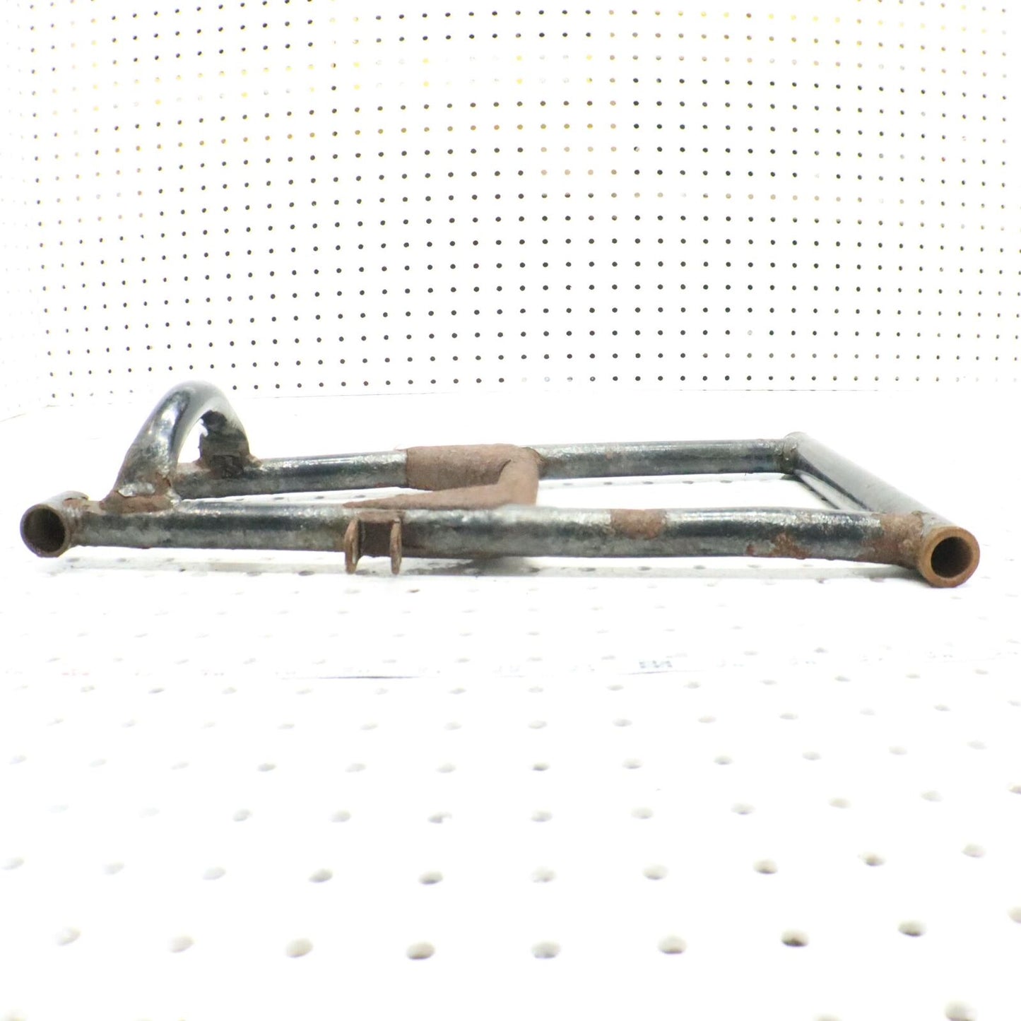 2002 ARCTIC CAT ZR 500 LEFT FRONT LOWER SUSPENSION CONTROL A ARM 0703-847 DENTED