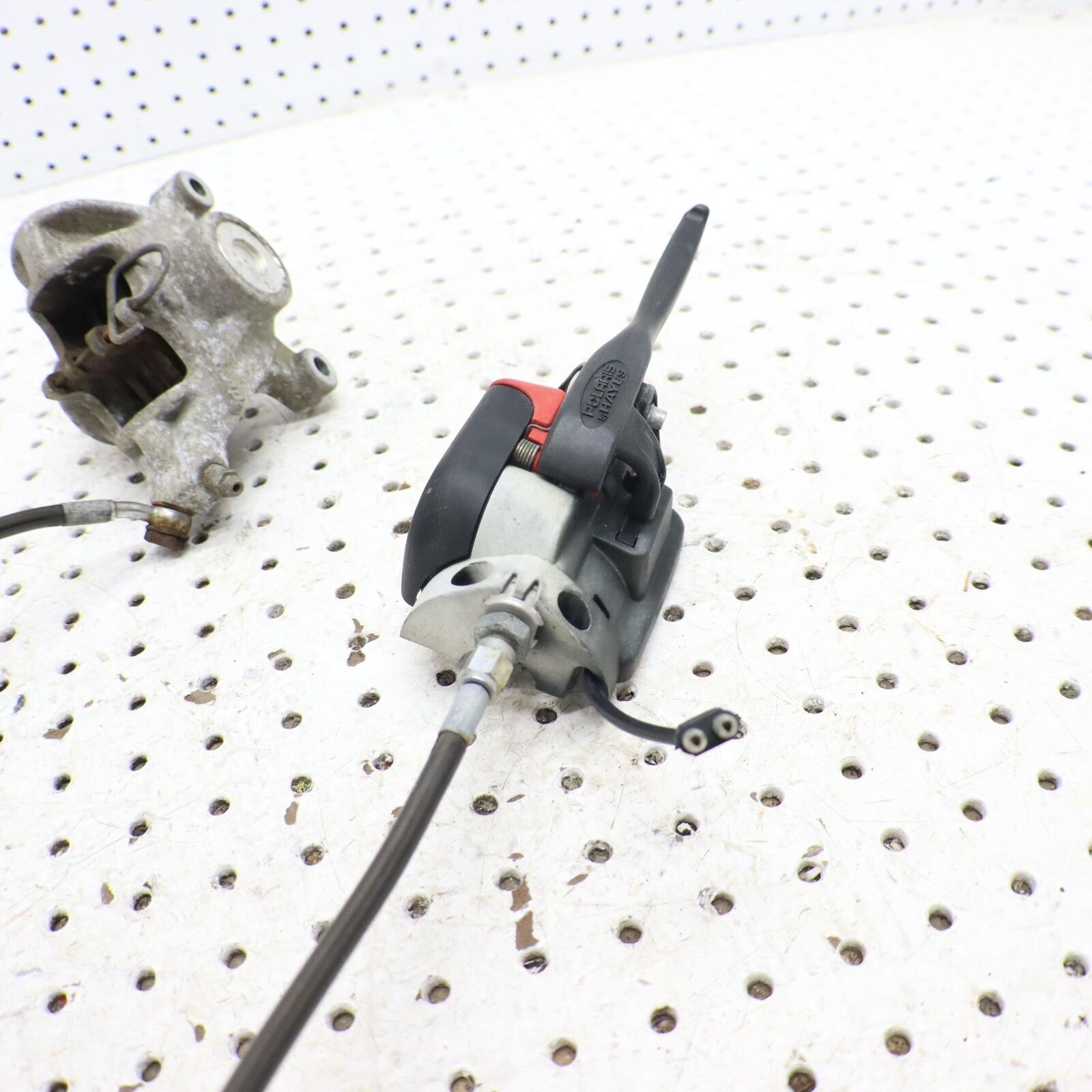 2006 POLARIS RMK 700 HAND BRAKE LEVER MASTER CYLINDER 2202785; 2202742