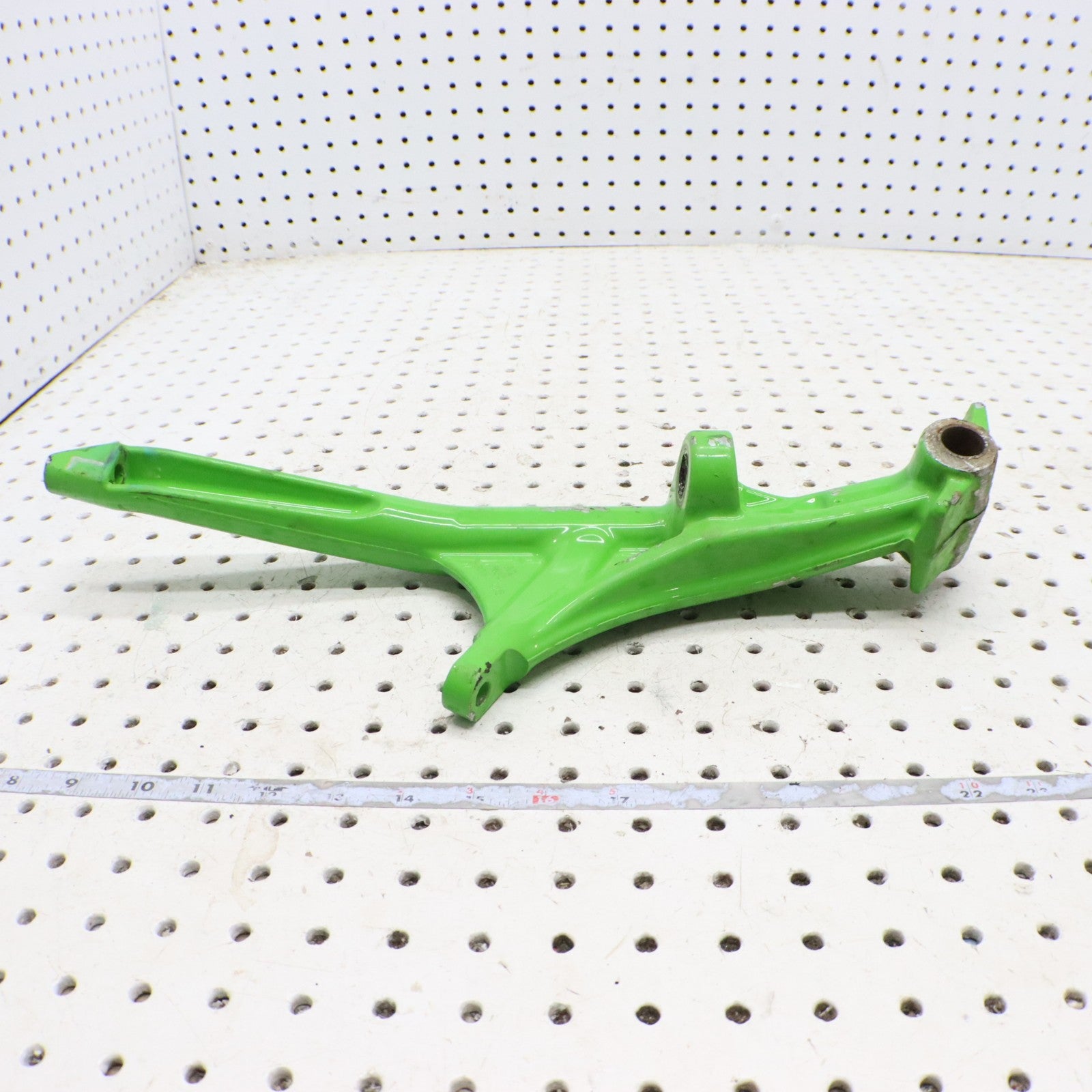 2016 Arctic Cat M8000 Spindle Left 3703-423 ; 3603-425