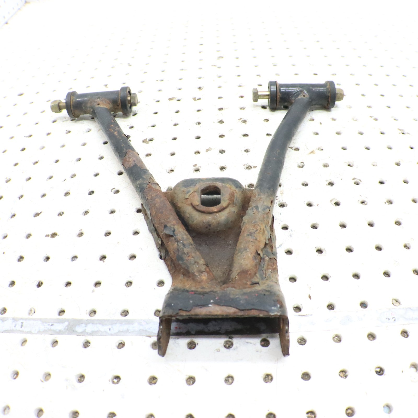 2004 Polaris Sportsman 500 Upper Right Rear Control A Arm  1014321-067