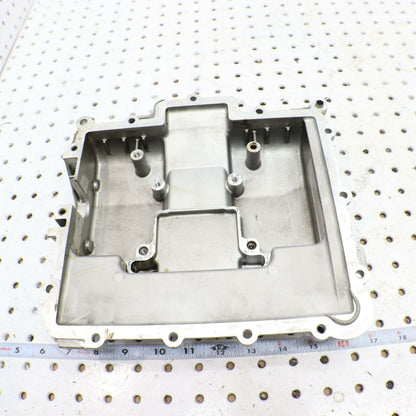 2006 POLARIS SWITCHBACK ENGINE MOTOR BOTTOM OIL PAN COVER DRY SUMP 0452985