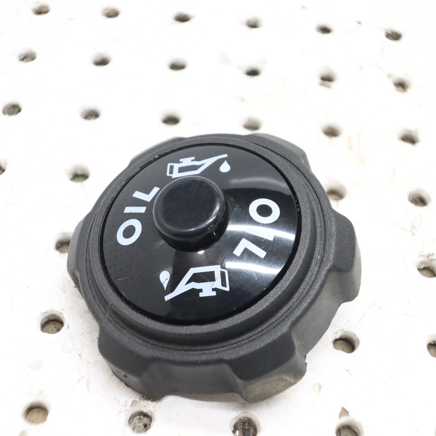 2016 Arctic Cat M8000 Oil Tank Cap Cover Lid 2670-447; 2670-643