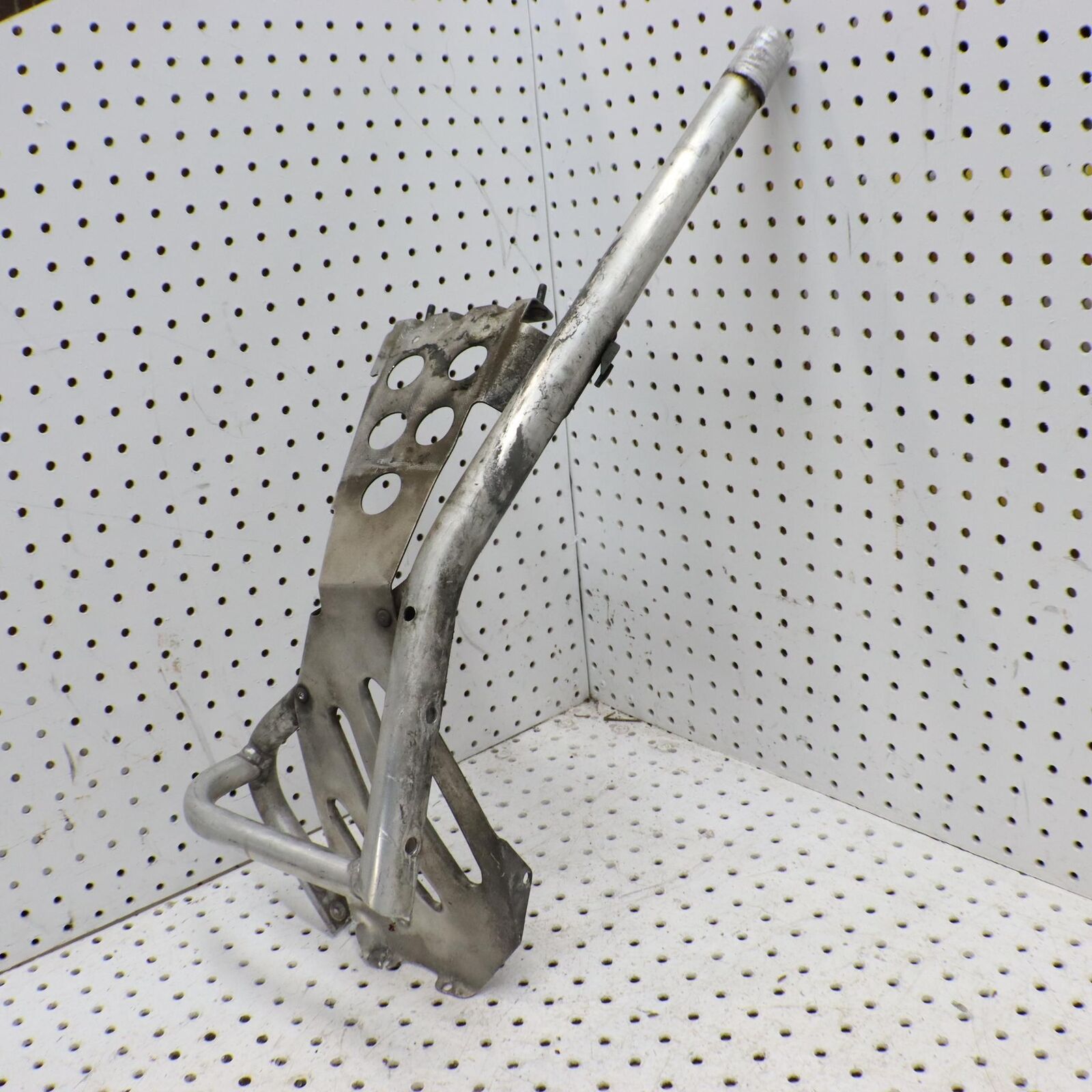 2013 POLARIS PRO RMK 800 FRAME TUBE STEERING SUPPORT LEFT 1018403 1020168