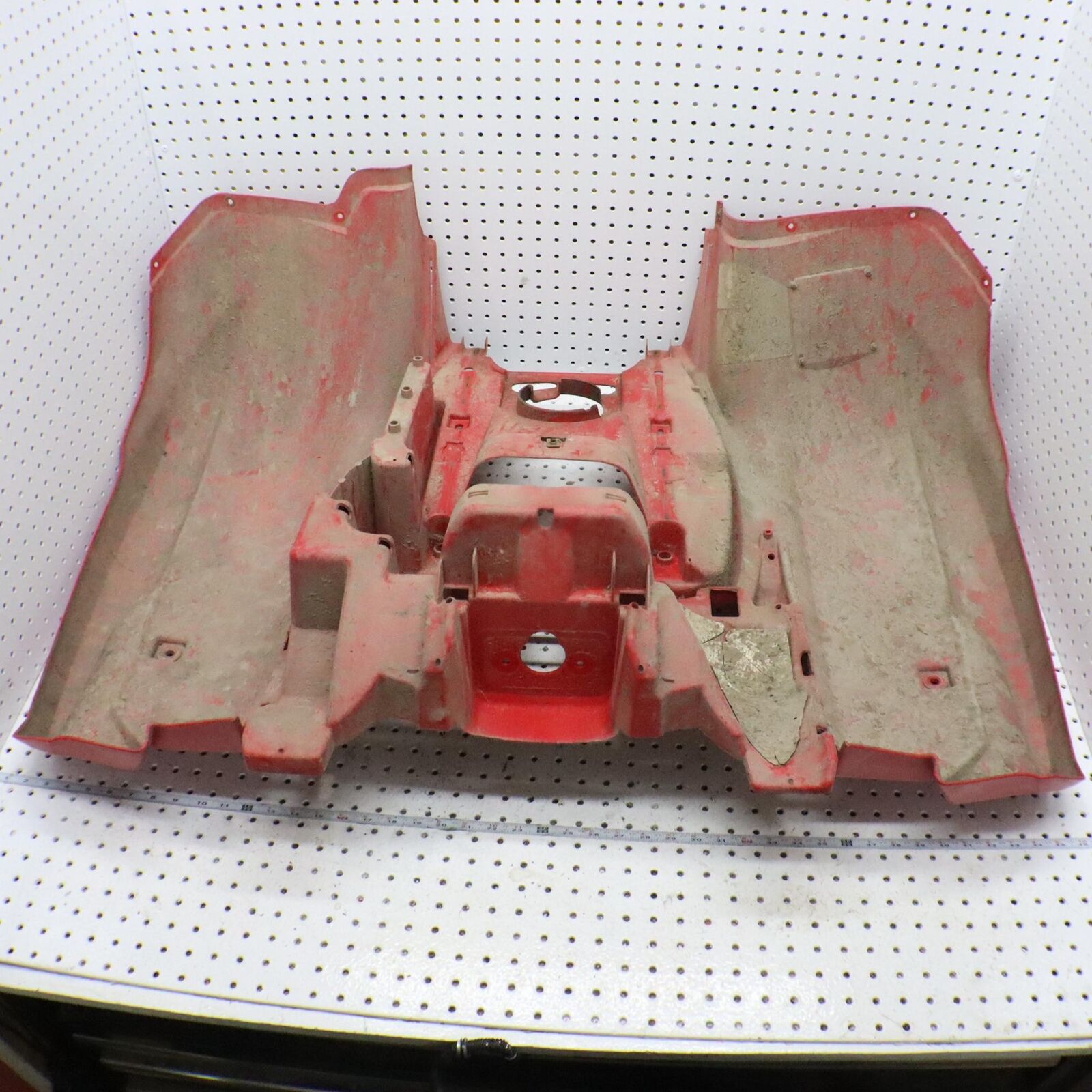 2013 YAMAHA GRIZZLY 700 REAR FENDER CAB 1HP-F1600 RED