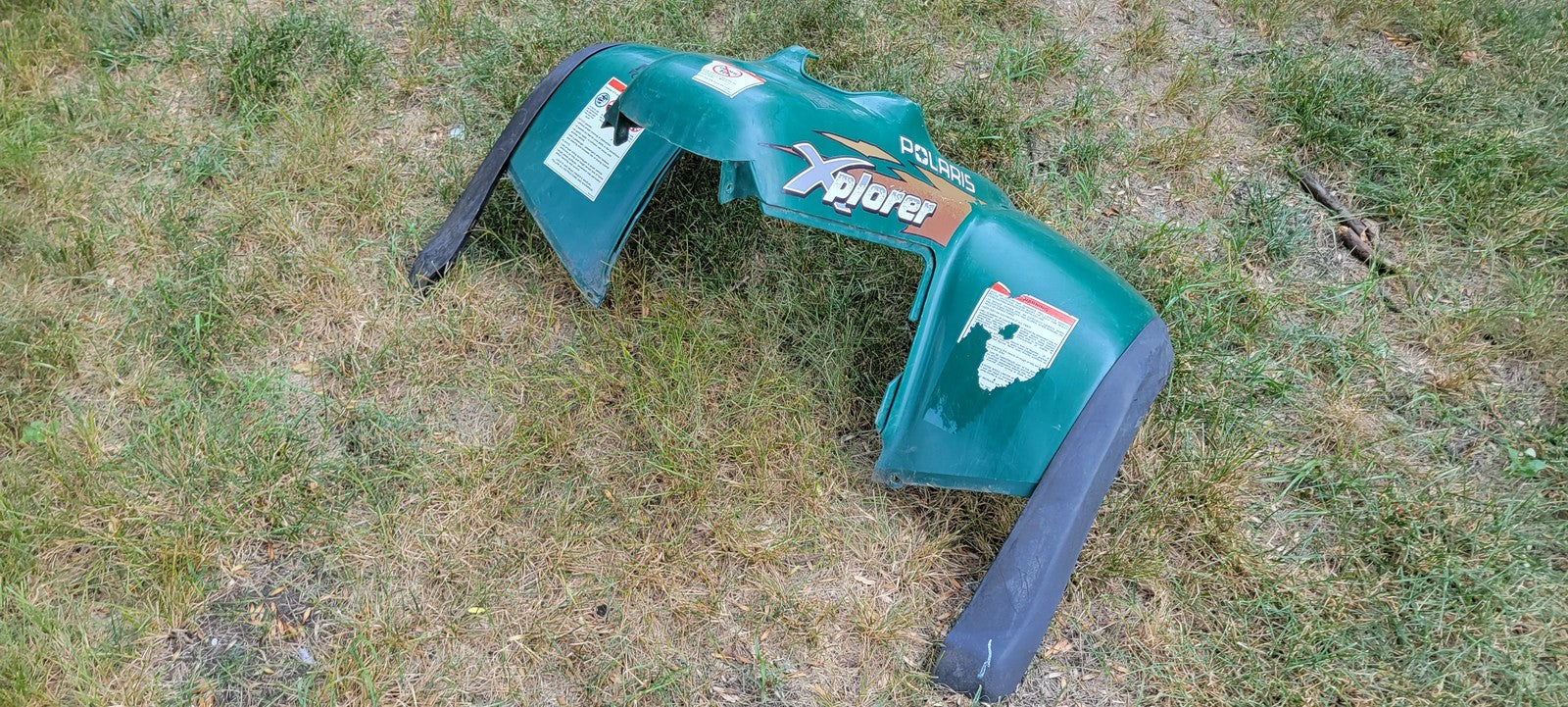 1998 Polaris Xplorer 400l Front Fender 2631928-195 2632303-195