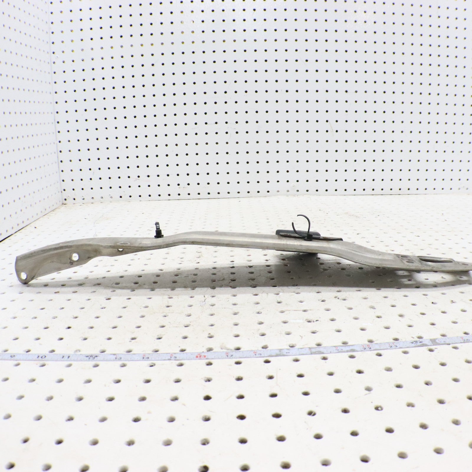 2009 Arctic Cat Crossfire R 8 BRACE, SIDE PLATE LH 3706-921; 4606-083