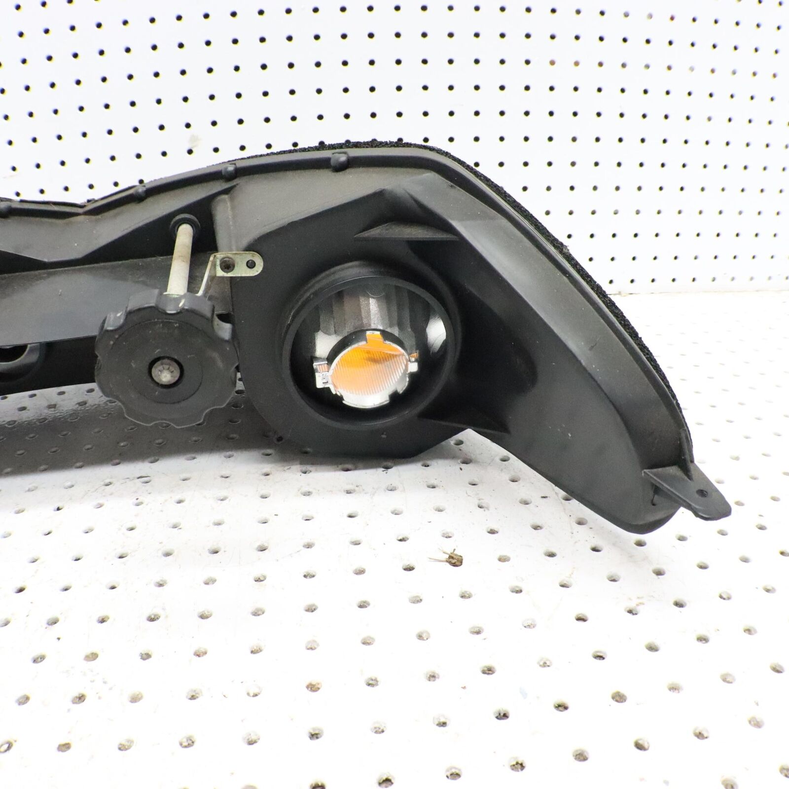 2006 POLARIS FUSION 700 HEADLIGHT 2410377
