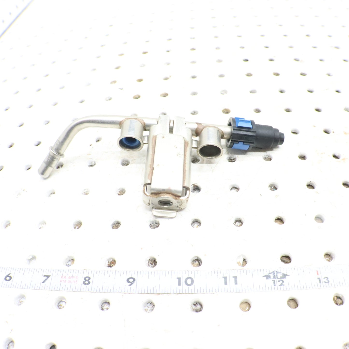 2009 Polaris Rzr 800 Fuel Rail 2520808
