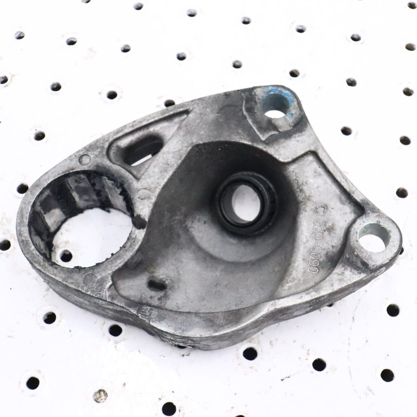 2012 ARCTIC CAT PROCLIMB M800 ENGINE MOTOR MOUNT BRACKET  0708-582