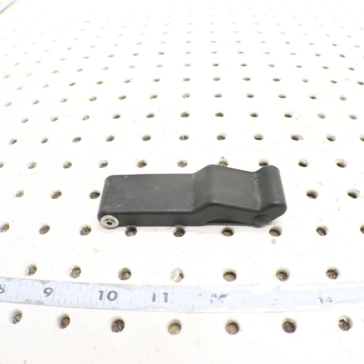 2024 Polaris Sportsman 570 Efi Eps LATCH RUBBER, LOWER, HD 7083060