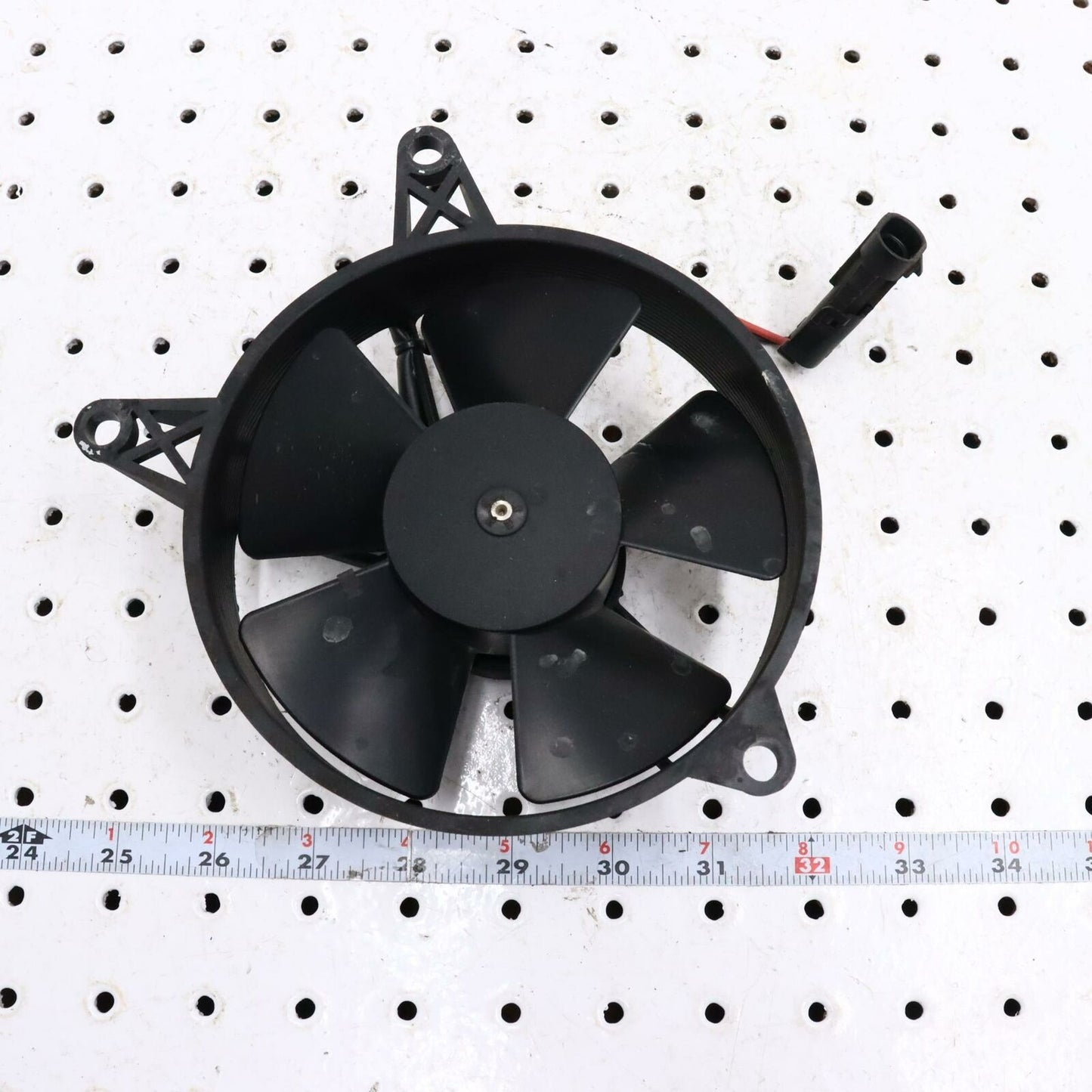 2006 POLARIS SWITCHBACK ENGINE RADIATOR COOLING FAN 2202944; 1240621