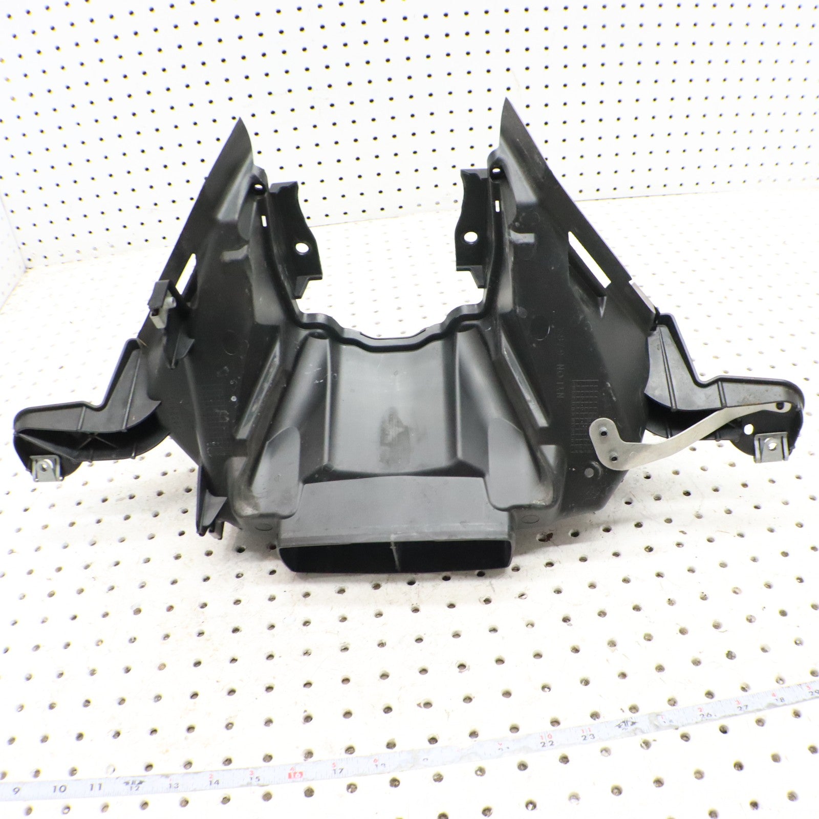 2016 Polaris Rush 800 Air Intake Plenum LOWER 5452415