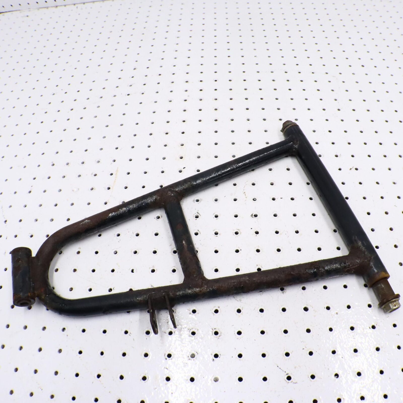 2002 ARCTIC CAT ZL 600 RIGHT FRONT LOWER SUSPENSION CONTROL A ARM 0703-532 
