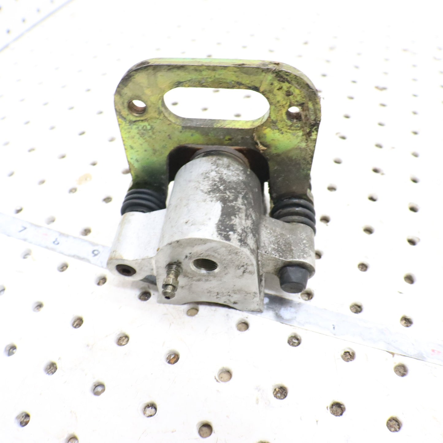 1995 Polaris Xplorer 400 Brake Caliper Front LEFT 5131115 