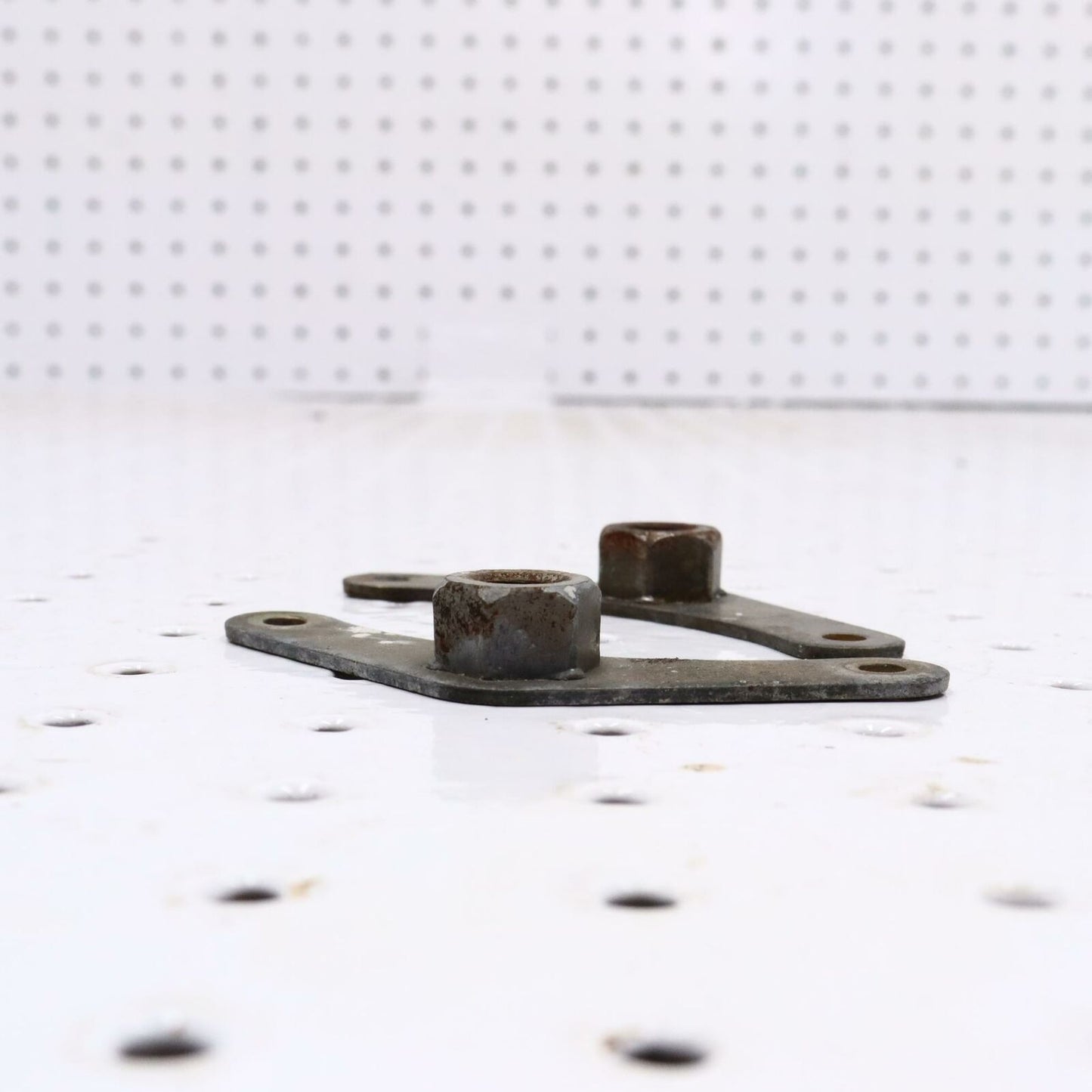 2007 POLARIS IQ 600 MOTOR MOUNT WELD NUT PLATE, REAR 1015202