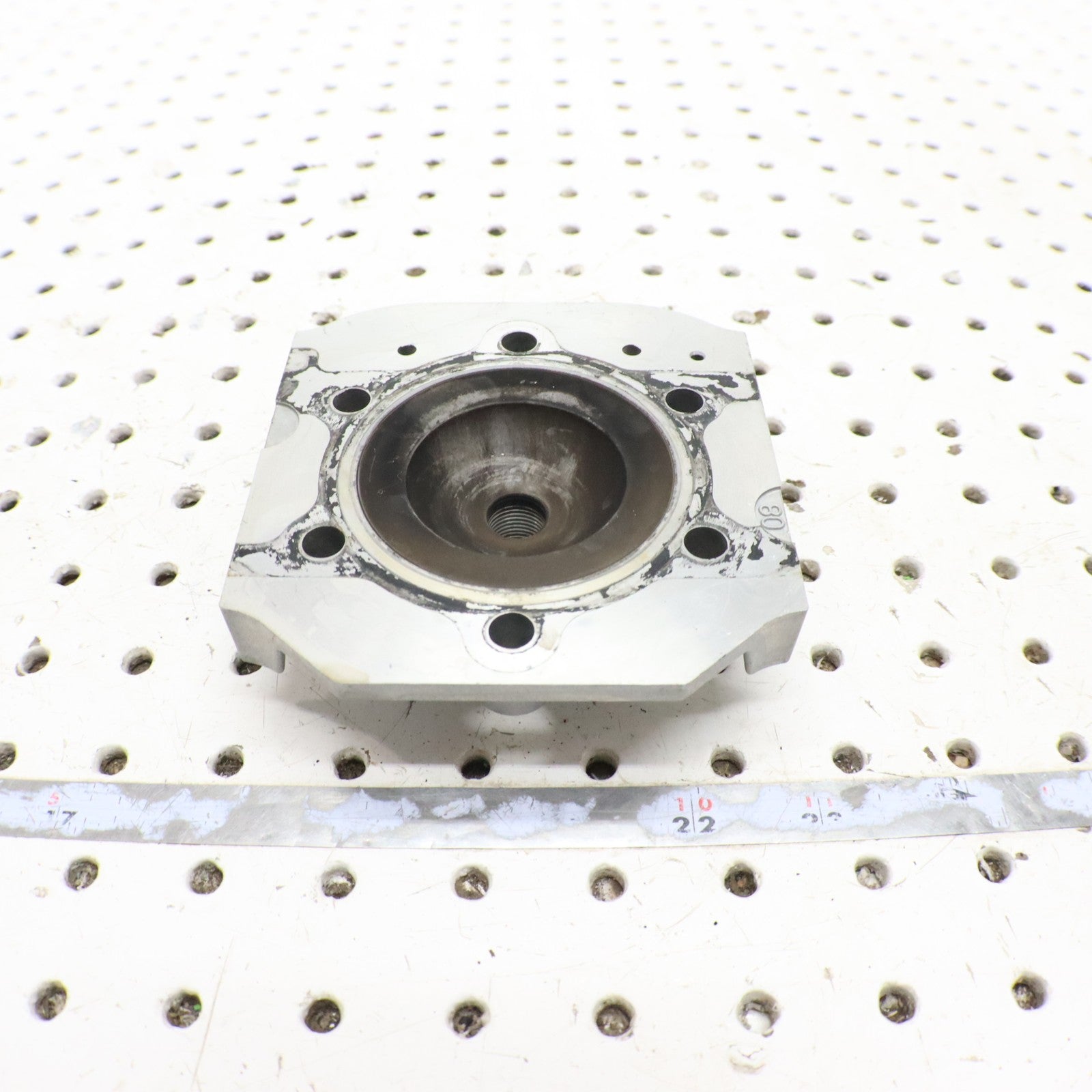 1995 Polaris Xcr 600 Cylinder Head CENTER 3084675