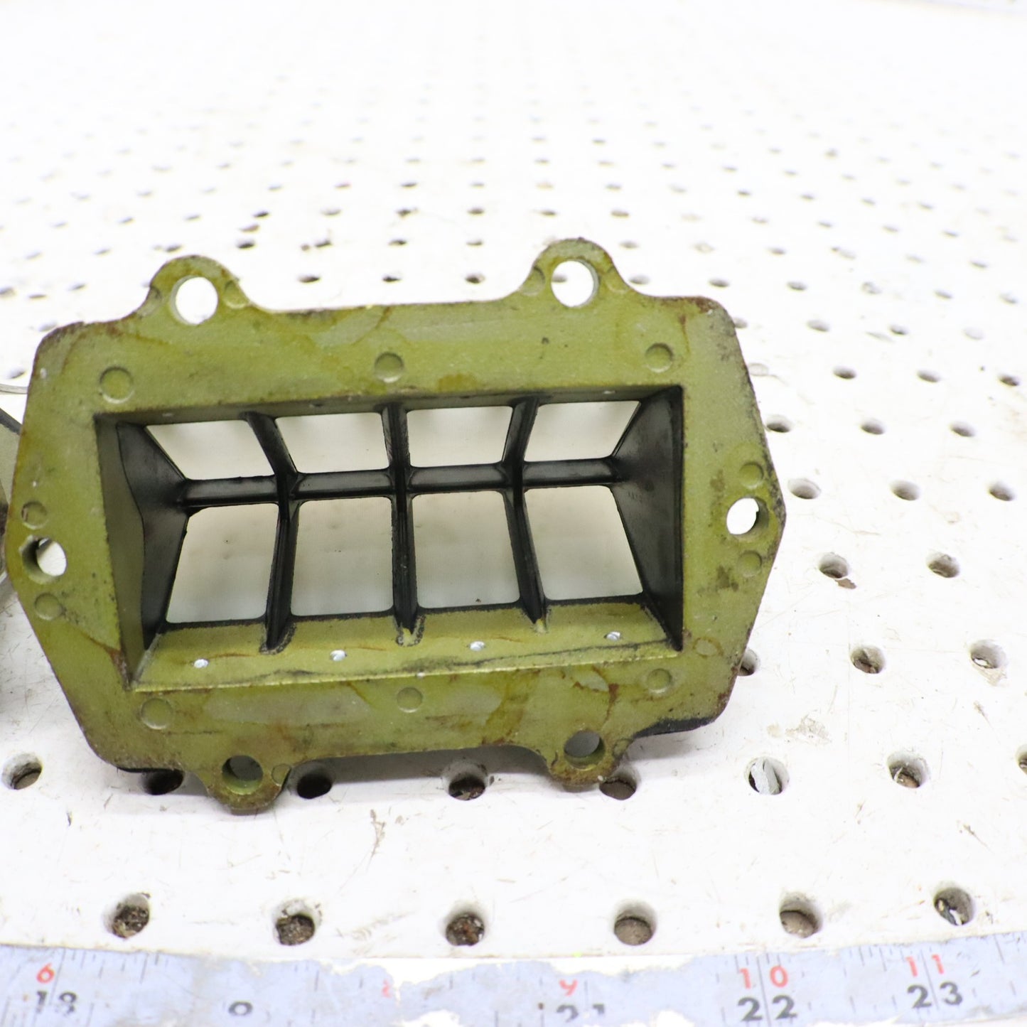 2009 Arctic Cat Crossfire R 8 Intake Reed Block Reeds 3007-534 GOOD